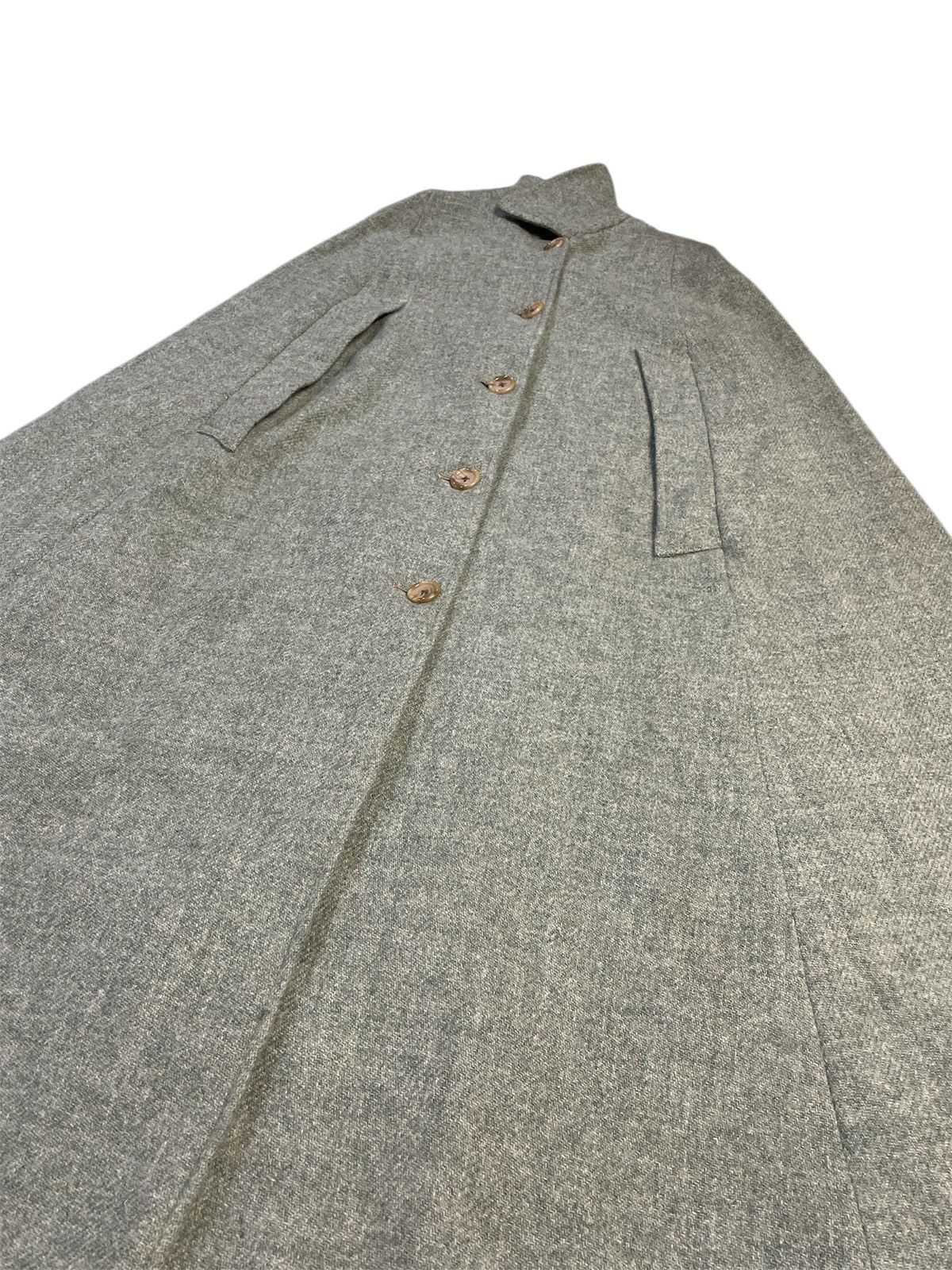 Burberry Burberry England Wool Poncho Cape Coat Size US L / EU 52-54 / 3 - 5 Thumbnail