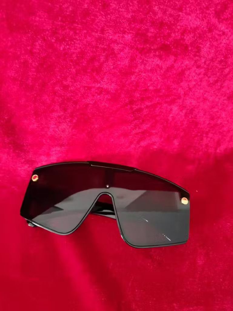 Retro Punk Polarized Sunglasses