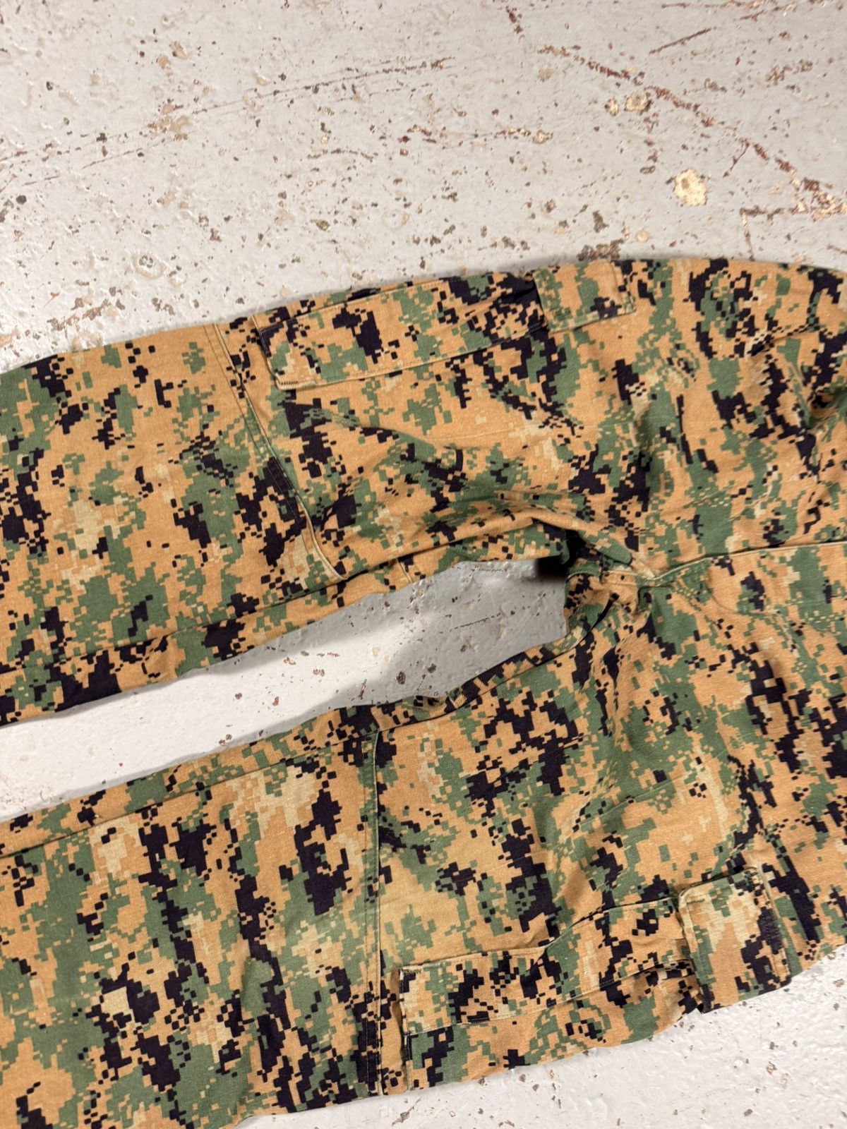 Other Vintage Digital Pixel Camo Cargo Miltisry Oants Size US 30 / EU 46 - 4 Thumbnail