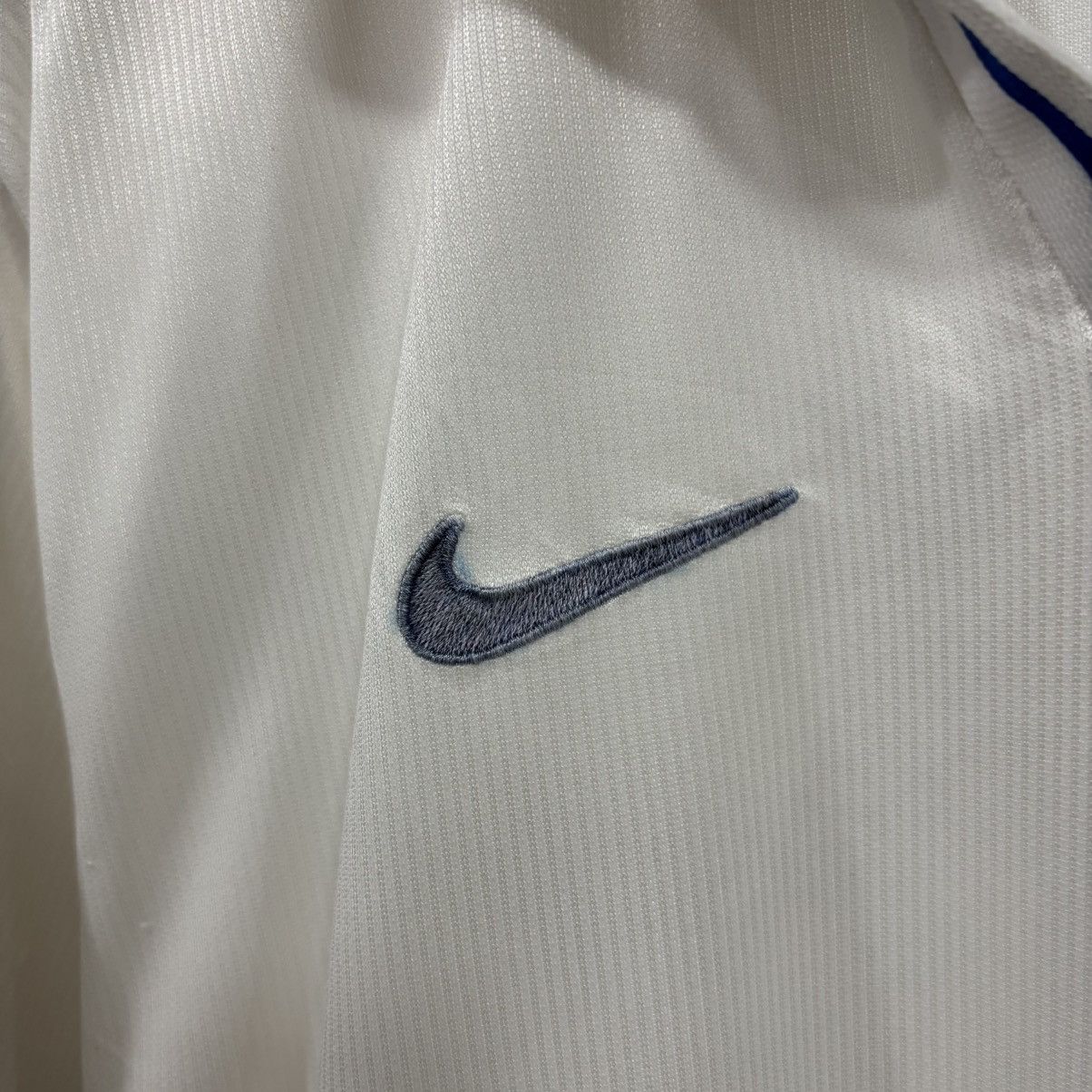 Nike 1997-98 Italy Away Shirt🇮🇹🍕🤌🏼 Size US M / EU 48-50 / 2 - 4 Thumbnail
