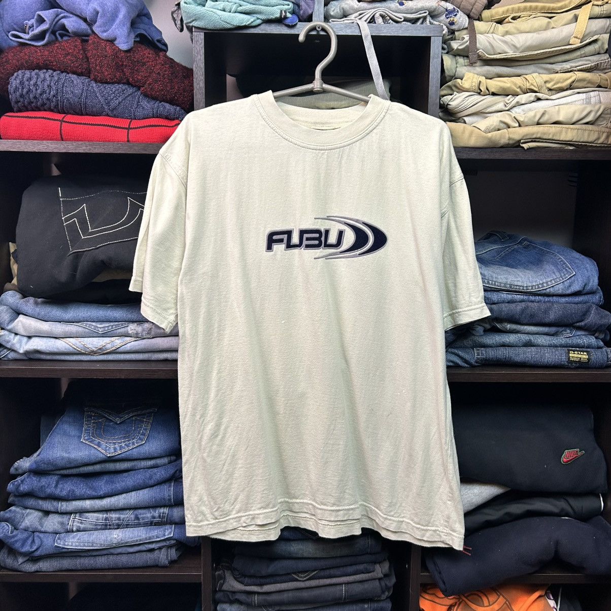Fubu Vintage Fubu Big Logo Streetwear 90’s surf tee size M Size US M / EU 48-50 / 2 - 1 Thumbnail