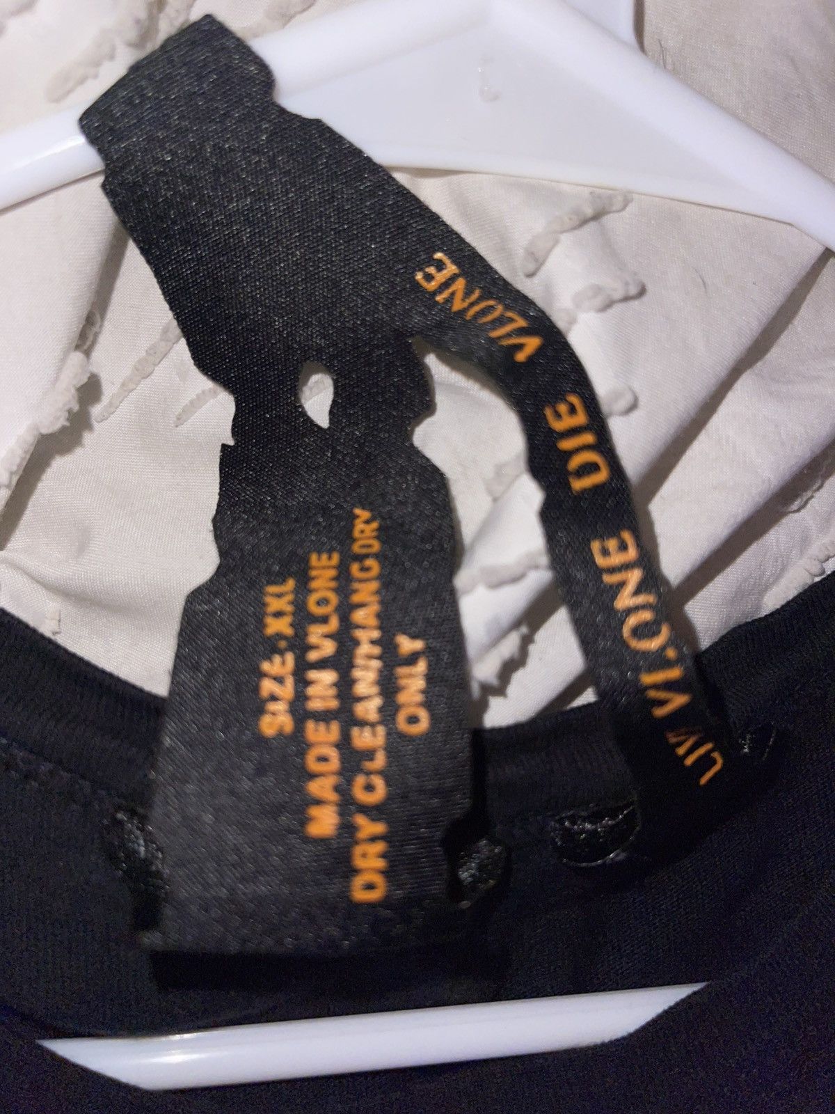 Vlone Vlone no friends T shirt Size US XXL / EU 58 / 5 - 5 Thumbnail