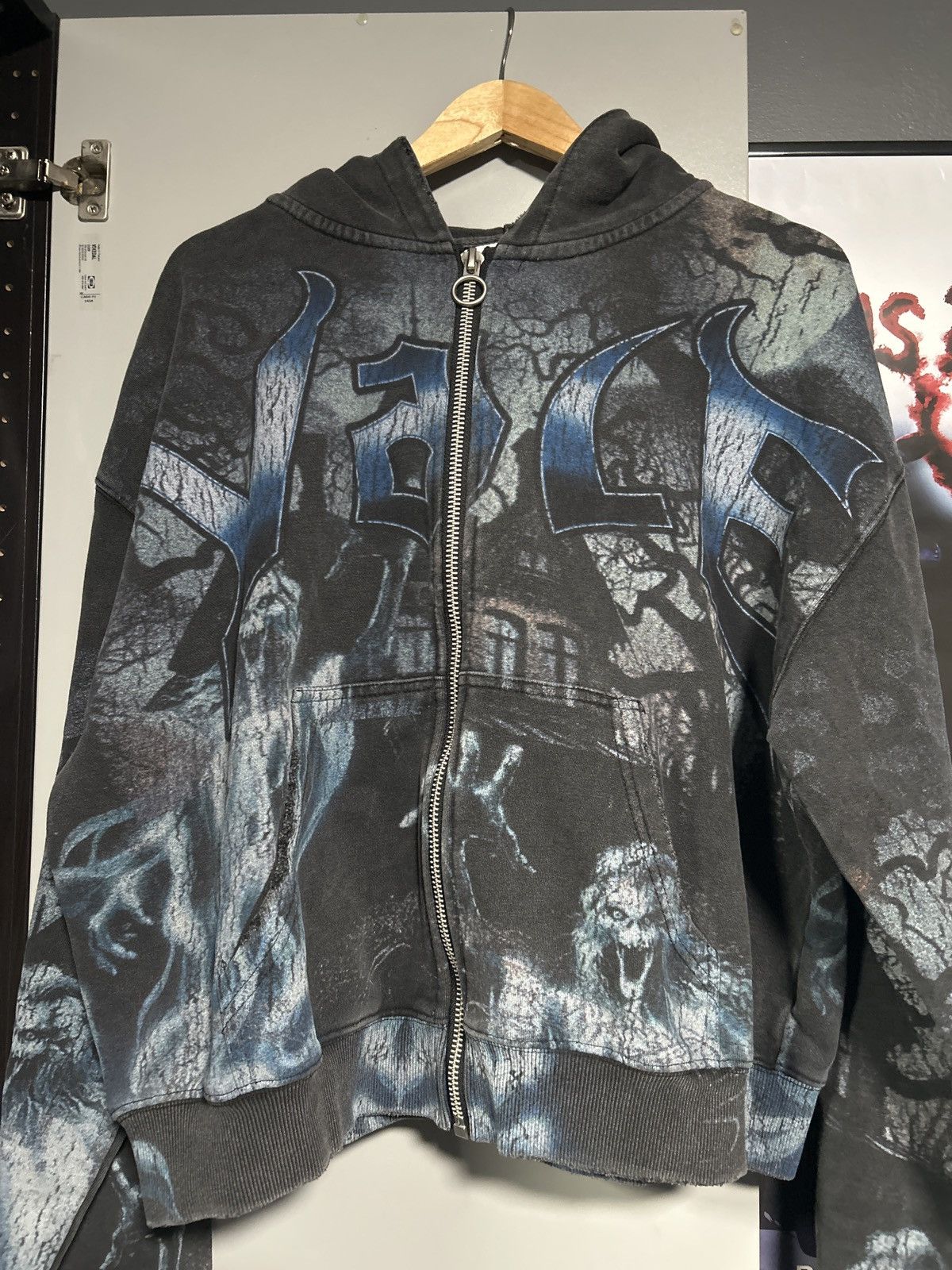 Vale Vale Lives Casper Zipup Size XL Size US XL / EU 56 / 4 - 1 Thumbnail