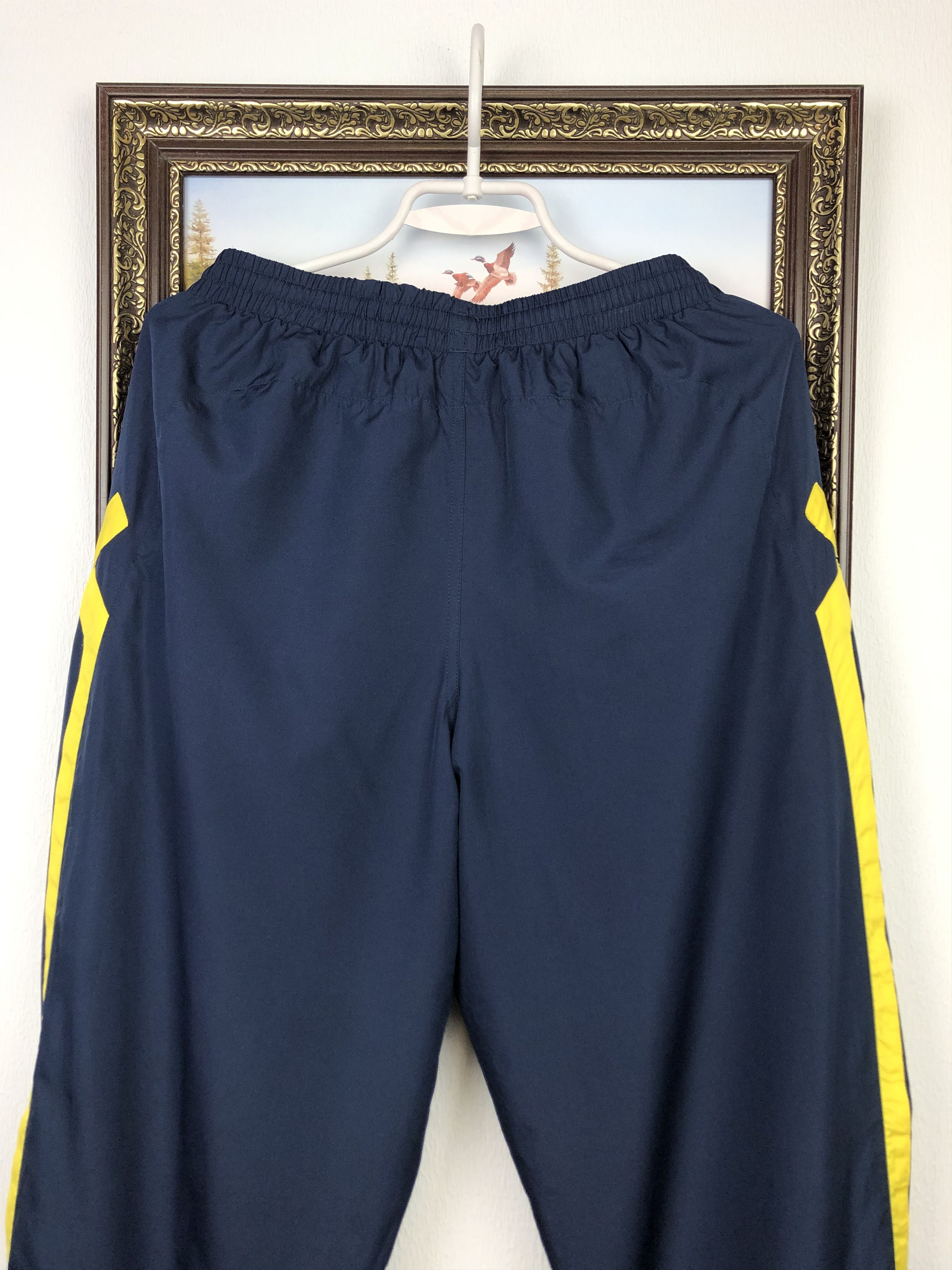 Umbro × Vintage Vintage Umbro Sweden Football Sweatpants Track Pants Soccer Size US 32 / EU 48 - 10 Thumbnail