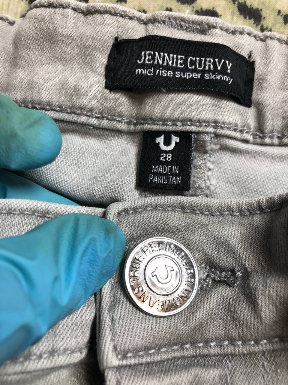 True Religion True Religion Jennie Curvy mid-rise super skinny jeans Size 28" / US 6 / IT 42 - 2 Thumbnail