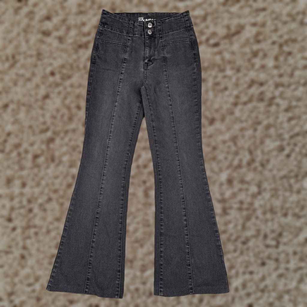 Vintage No Boundaries Jeans Womens 4 Black Gray Rise Flare Double Button Stretch Zip Denim Jeans Slim Fit Mid Rise 5-Pocket Womens Size 27" / US 4 / IT 40 - 1 Thumbnail