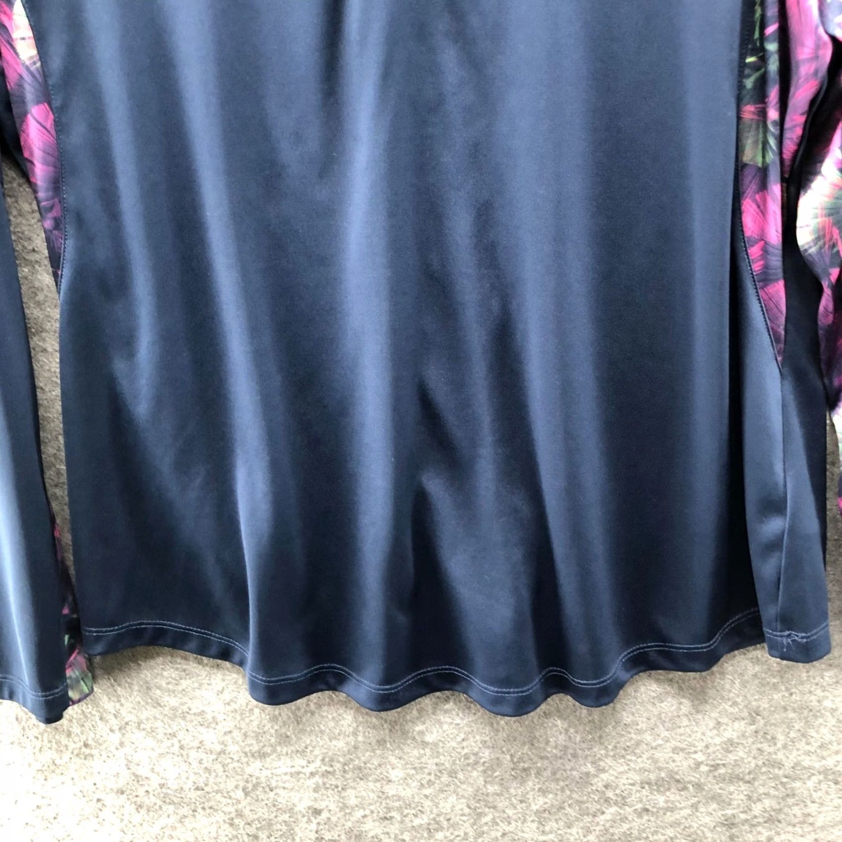 Vintage Greg Norman Play Dry Golf Womens XL Long Sleeve Polyester Navy Floral Pullover Size XL / US 12-14 / IT 48-50 - 4 Thumbnail
