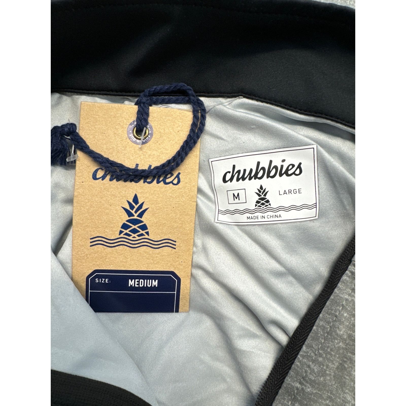 Chubbies Chubbies Movementum Gray 1/4 Zip Light Pullover men sz M Size US M / EU 48-50 / 2 - 6 Thumbnail