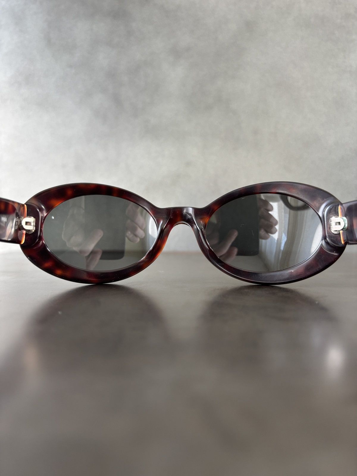 Vogue Vintage Vogue Sunglasses 1990s Made in Italy Oval Y2K VO2167 Size ONE SIZE - 7 Thumbnail
