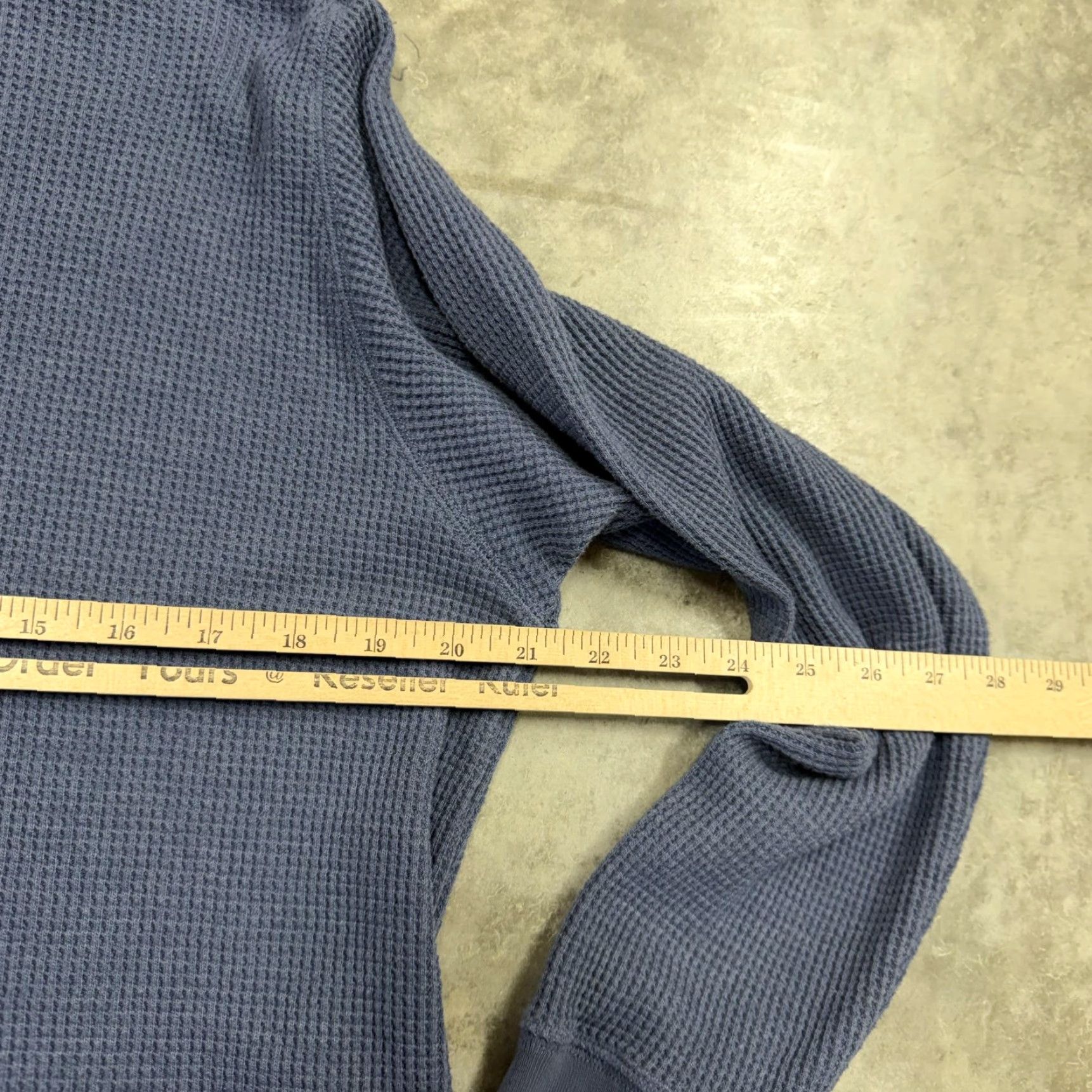 Uniqlo Uniqlo Shirt Mens Small Blue Waffle Knit Long Sleeve Thermal Crewneck Tee Size US S / EU 44-46 / 1 - 4 Thumbnail