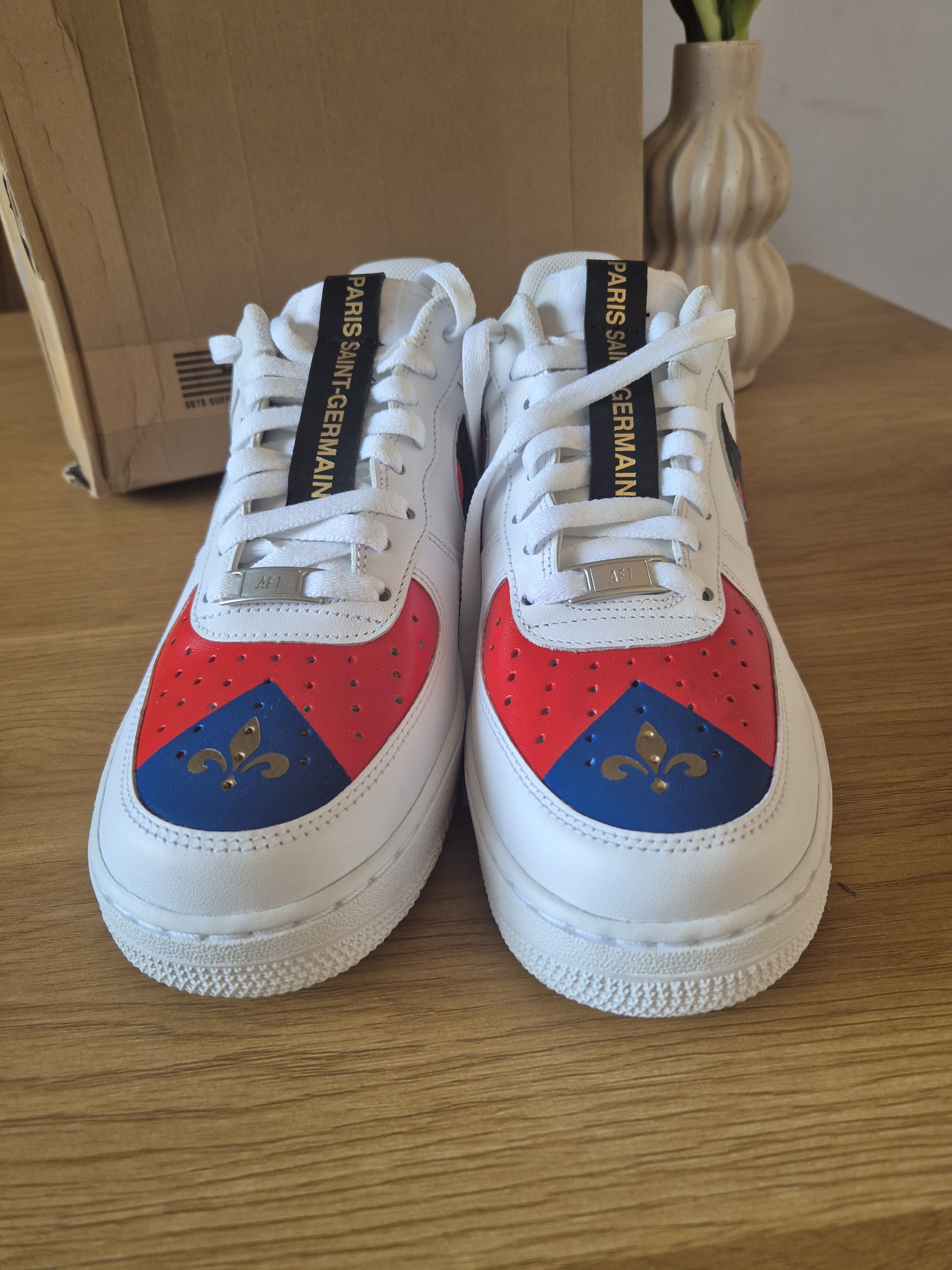 Nike Saint-Germain x SBTG x Nike Air Force 1 Size US 9 / EU 42 - 2 Thumbnail