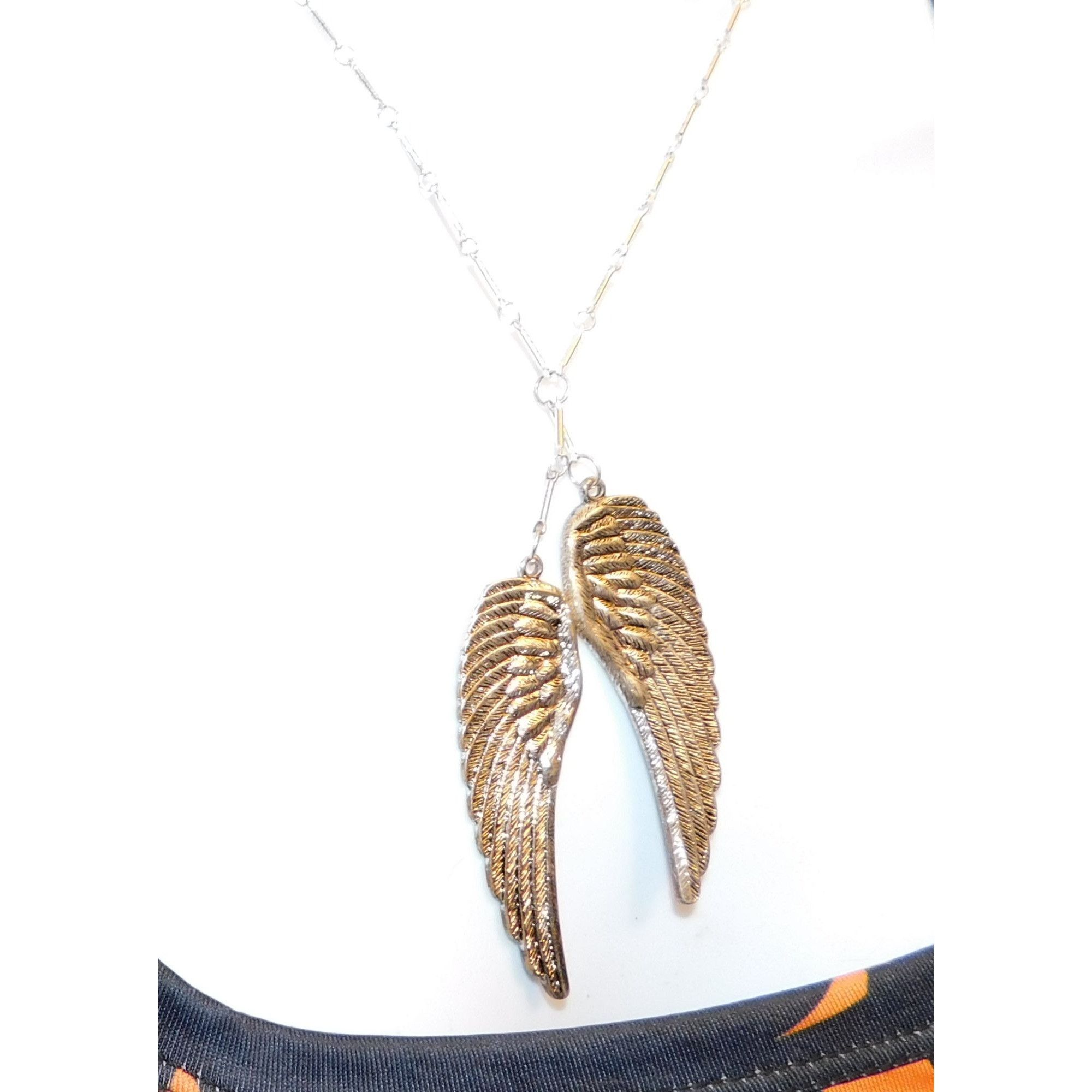 Other Whimsical Religious Silver Tone Angel Wing Necklace Size ONE SIZE - 3 Thumbnail