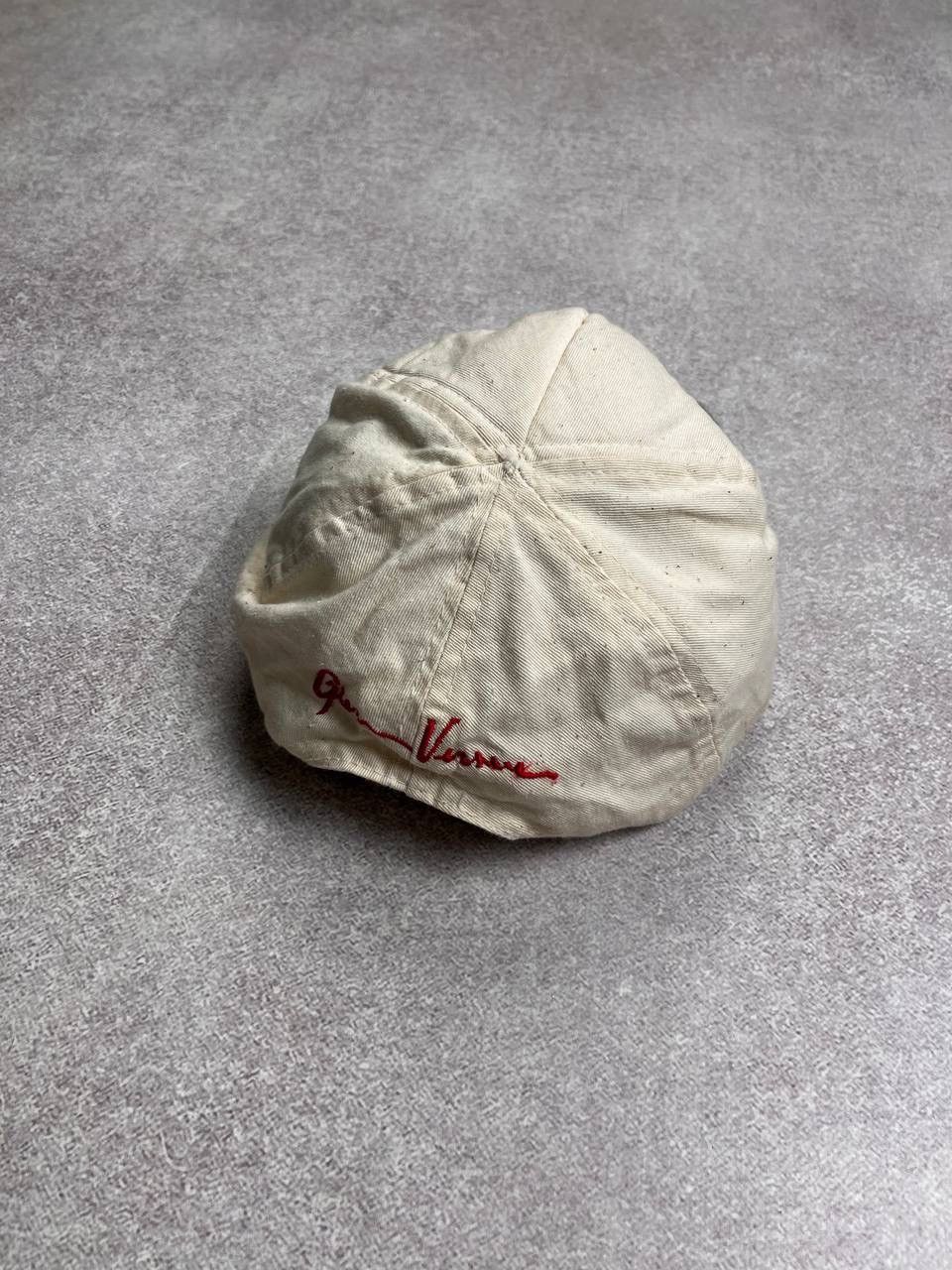 Versace × Versus Versace × Vintage VINTAGE 90’s VERSACE VERSUS GIANNI ARCHIVAL CAP Y2K Os Size ONE SIZE - 3 Thumbnail