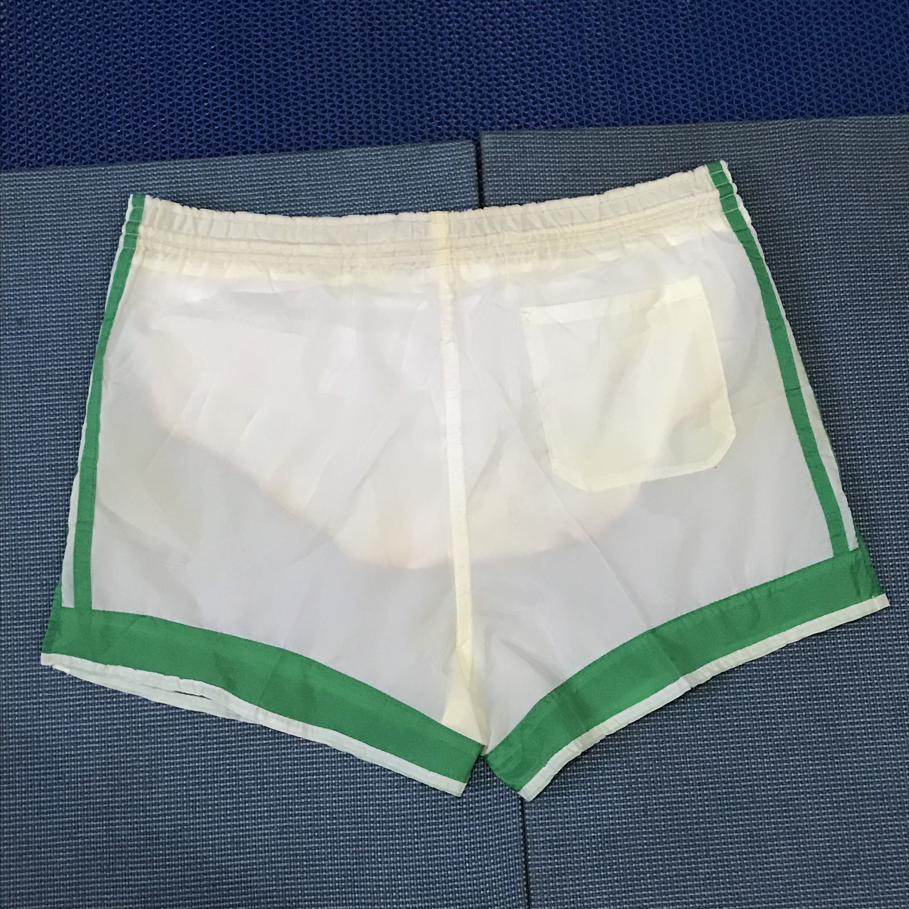 Adidas Vintage adidas Short Pants Classic white green Classic Size US 34 / EU 50 - 3 Thumbnail