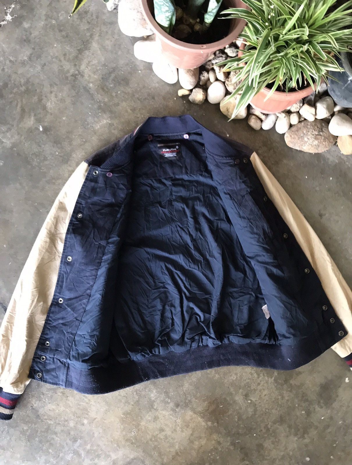 Fubu × Vintage Vintage Faded Fubu Varsity Genuine Article 1992 Size US M / EU 48-50 / 2 - 11 Thumbnail