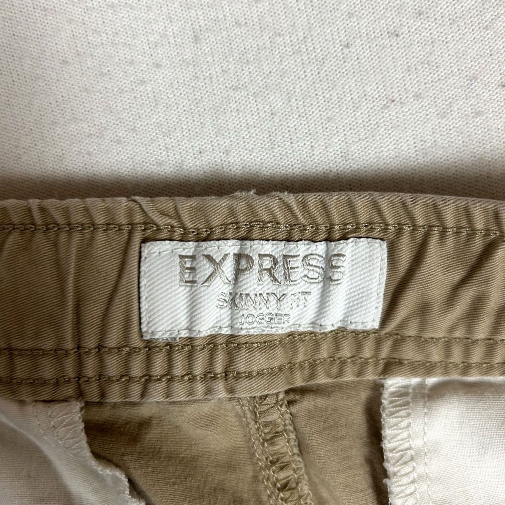 Express Express Jogger Khakis Mens Size 32 Beige Slim Fit Drawstring Pockets Stretch Tapered Pants Size US 32 / EU 48 - 7 Thumbnail