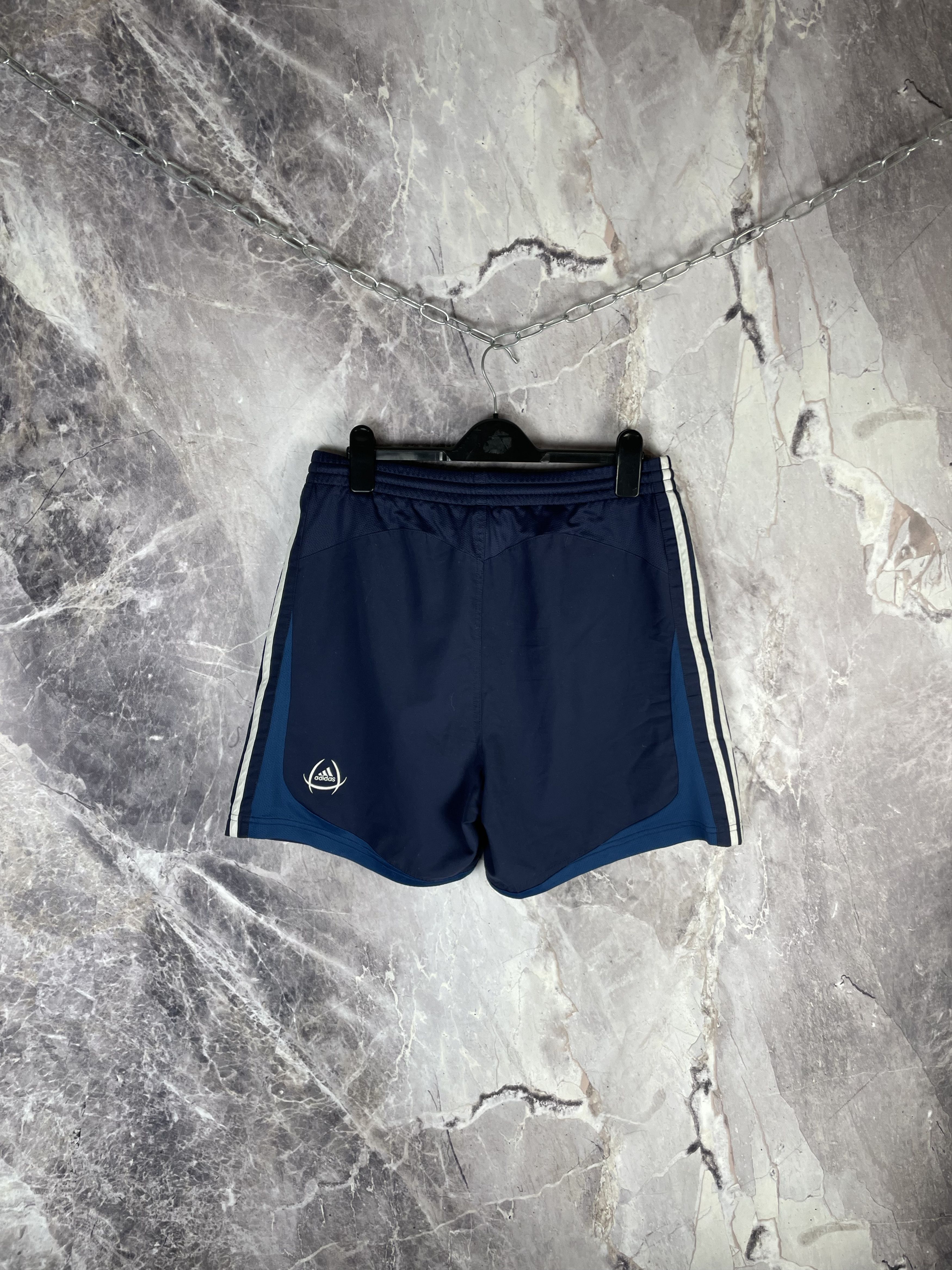 Adidas Adidas Vintage New Castle Shorts 90s Size US 32 / EU 48 - 5 Thumbnail