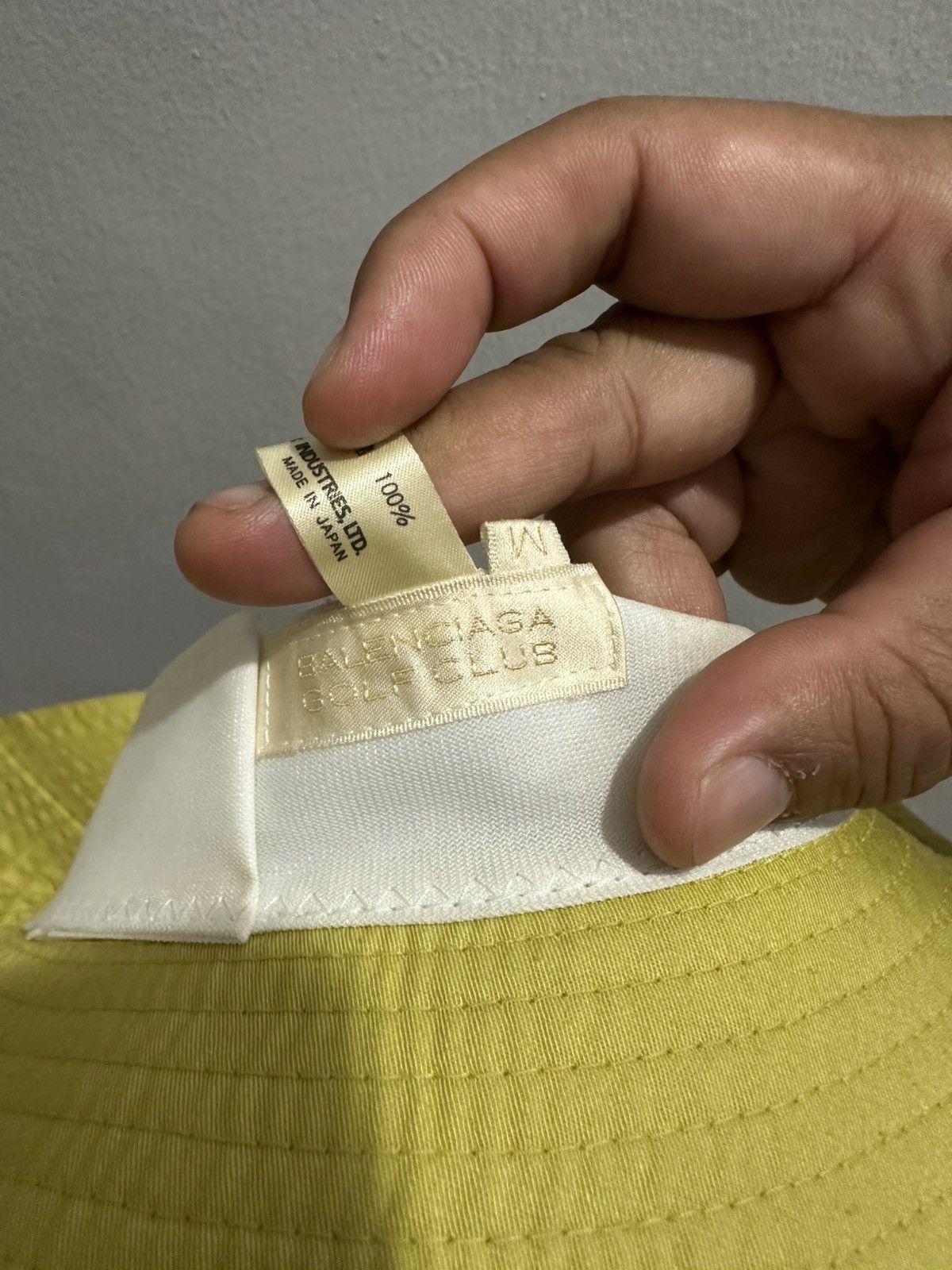 Balenciaga 90’s Balenciaga Golf Bucket Hat Size ONE SIZE - 7 Thumbnail