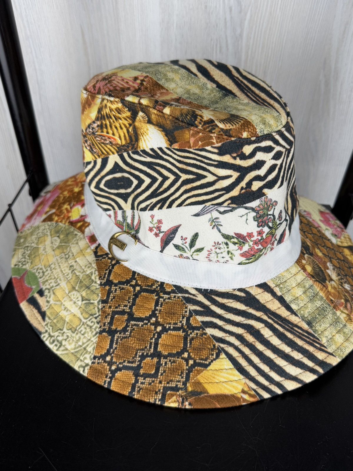 Just Cavalli Just Cavalli VTG Y2K Bucket Summer Hat with animal print Size ONE SIZE - 4 Thumbnail