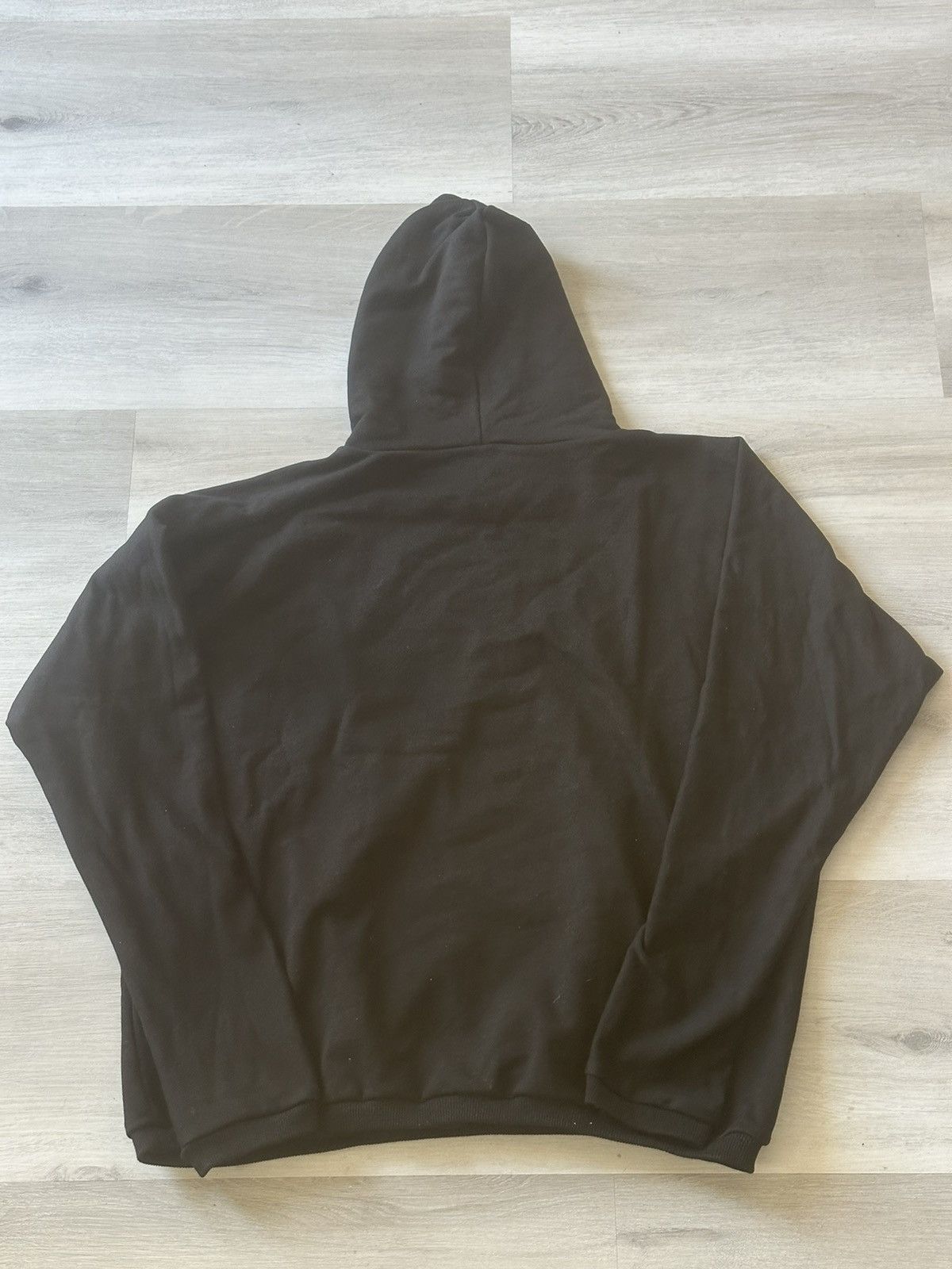 Gosha Rubchinskiy × Kanye West Kanye West Ye China Concert Hoodie Cresent Size US M / EU 48-50 / 2 - 4 Thumbnail