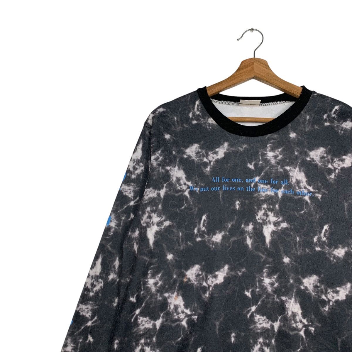 Japanese Brand TOKYO REVENGERS Tokyo Monji Gang Logo Sweatshirt #2227-C98 Size US L / EU 52-54 / 3 - 8 Thumbnail
