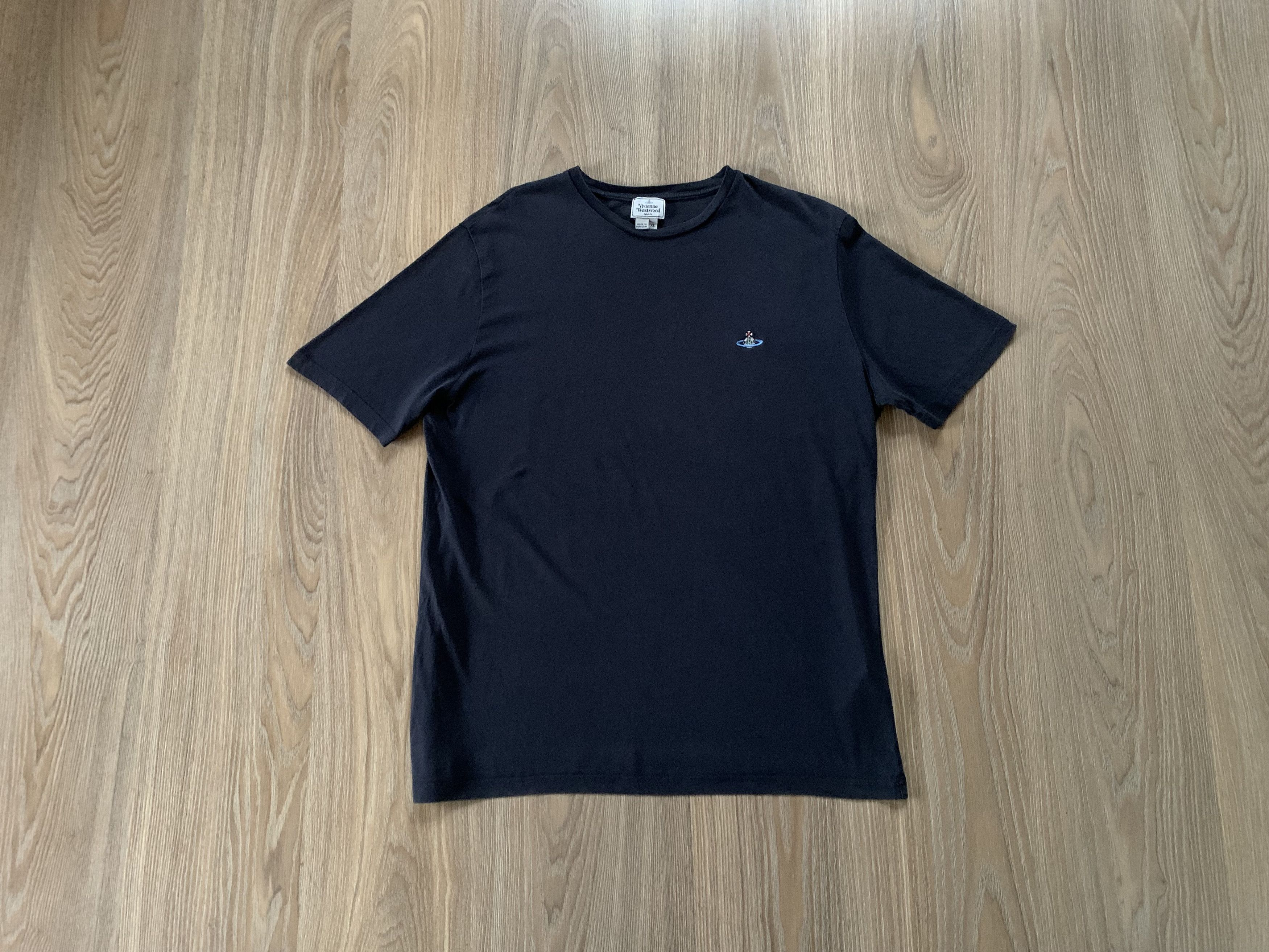 Vivienne Westwood Vintage Vivienne Westwood Basic Navy Blue T-Shirt Size US XL / EU 56 / 4 - 1 Thumbnail