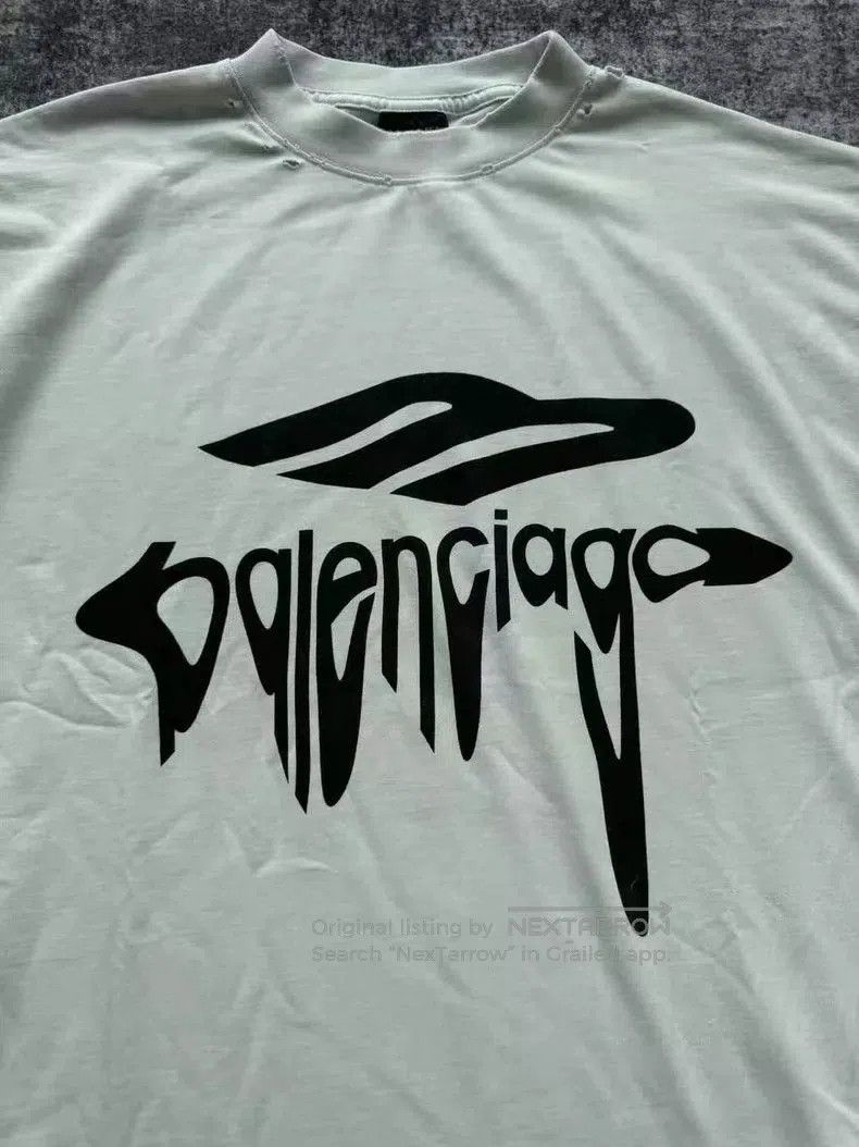 Balenciaga Balenciaga Melted 3B Logo Distressed Tee. Size US XS / EU 42 / 0 - 4 Thumbnail