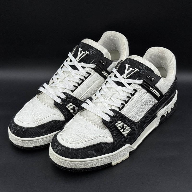 Louis Vuitton Louis Vuitton Panda Print Low-Top Sneakers 0089 Size US 9.5 / EU 42-43 - 1 Thumbnail