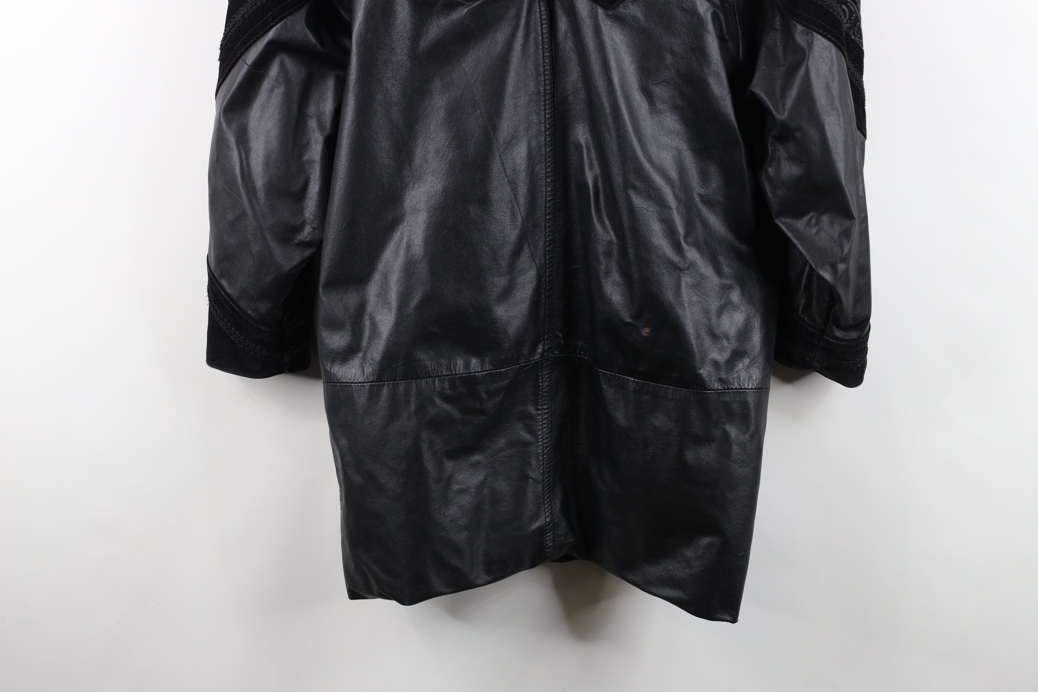 Vintage Vintage 90s Streetwear Gothic Distressed Leather Jacket Size S / US 4 / IT 40 - 16 Thumbnail