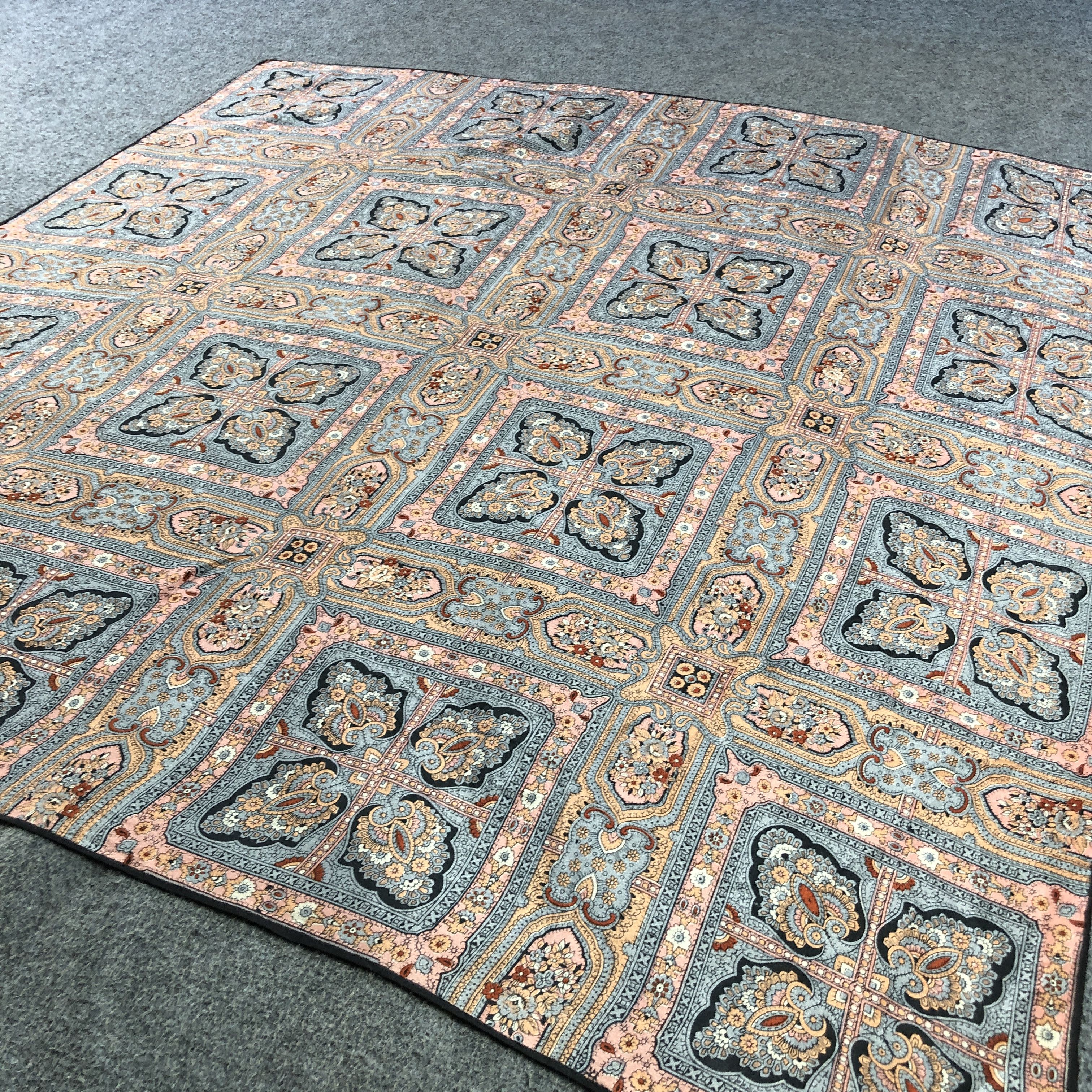 Vintage Vintage Luxury Paisley Hand Rolled Silk Scarf M1325 Size ONE SIZE - 3 Thumbnail
