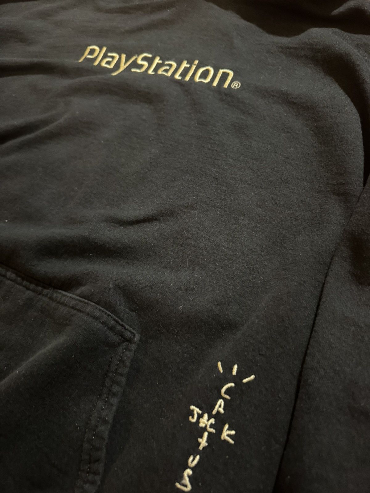 Playstation × Travis Scott Travis Scott x Playstation Motherboard Hoodie RARE size XL Size US XL / EU 56 / 4 - 4 Thumbnail