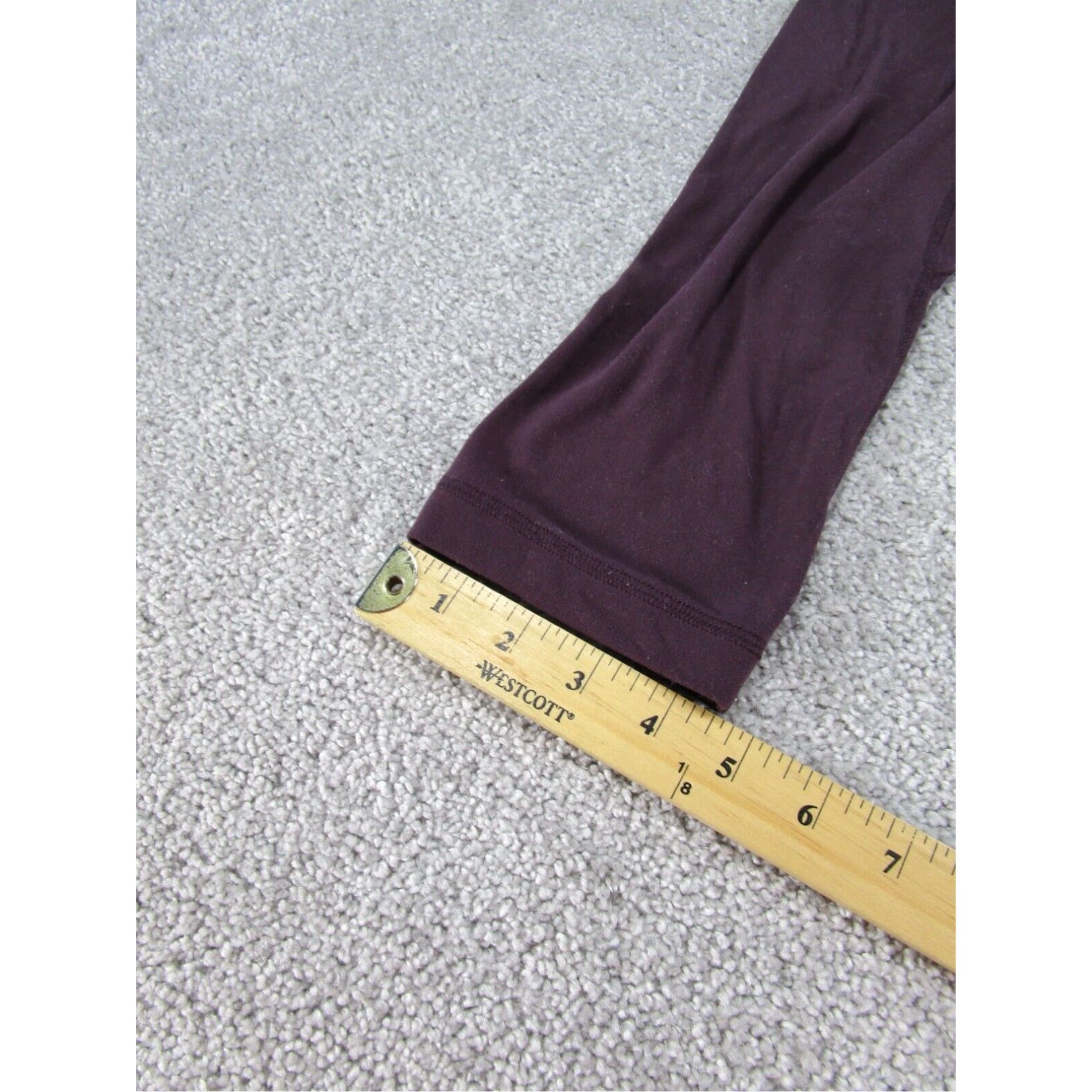 Lululemon Lululemon Womens 4 Align Crop Black Cherry Extra Large XL Leggings Size 27" / US 4 / IT 40 - 7 Thumbnail