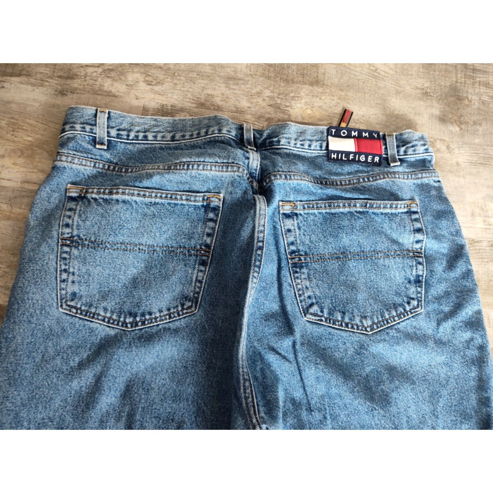Tommy Hilfiger Vintage Tommy Hilfiger Denim Jeans Men 42x32 Wide Leg Flag Logo 90s Y2K Blue Size US 42 / EU 58 - 4 Thumbnail