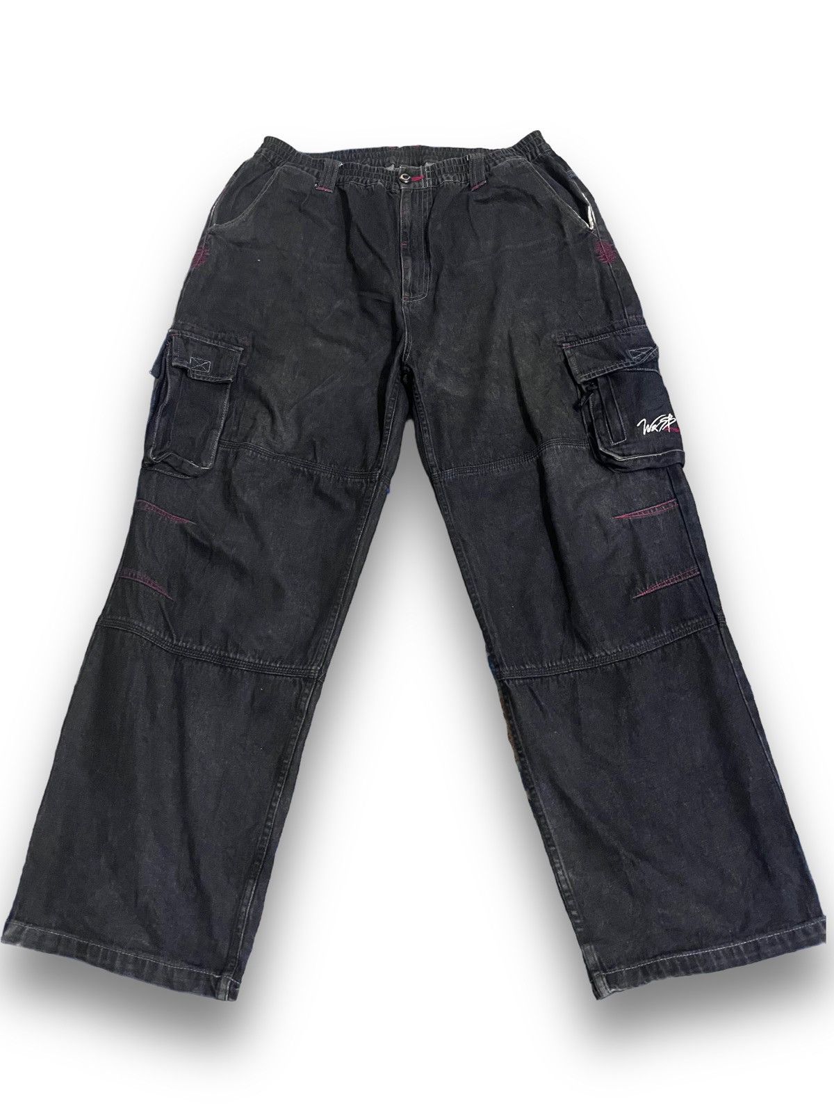 image of Beauty Beast x Vintage VTG Workwear Baggy Cargo Skater Casual Pants in Black (Size 35)