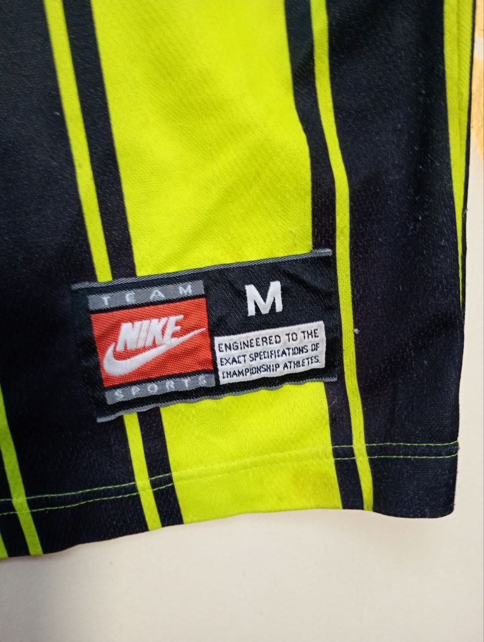 Nike Nike Borussia Dortmund Style Jersey 1996-97 kids size M Size US XXS / EU 40 - 2 Thumbnail