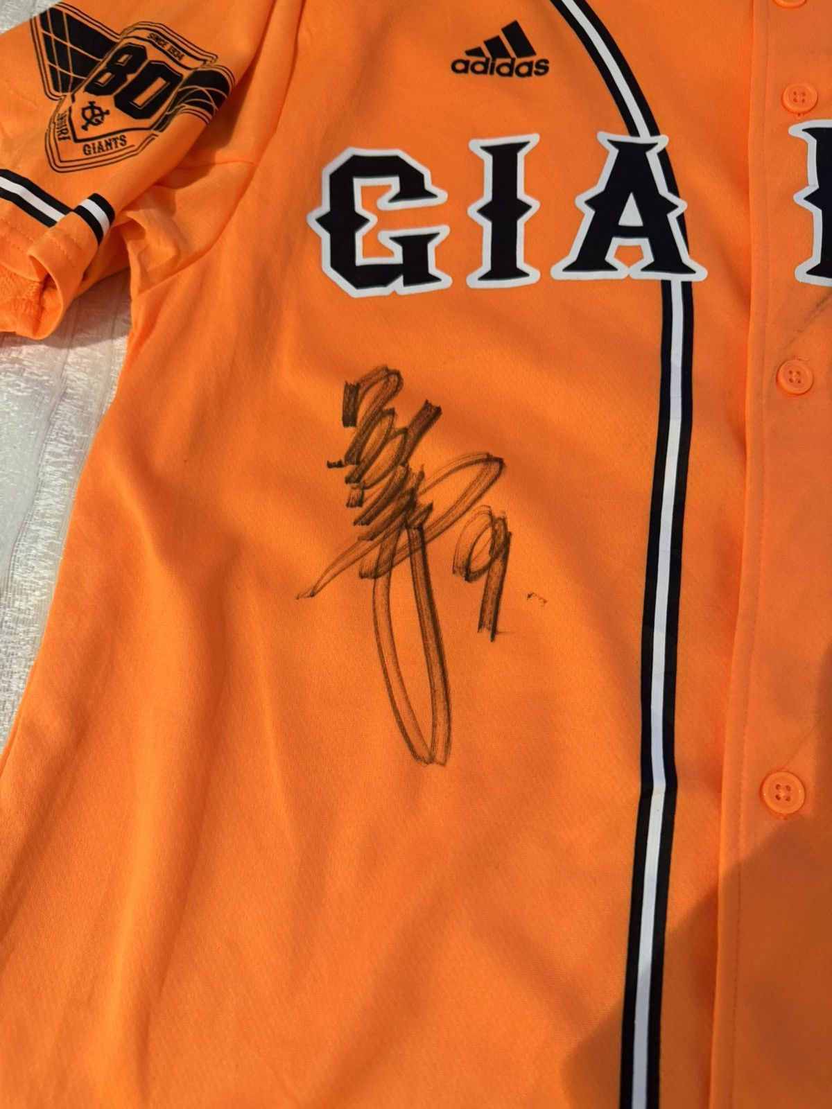 Adidas Rare 2014 Yomiuri Giants Signed Jersey (Abe / Kamei) Size US L / EU 52-54 / 3 - 3 Thumbnail