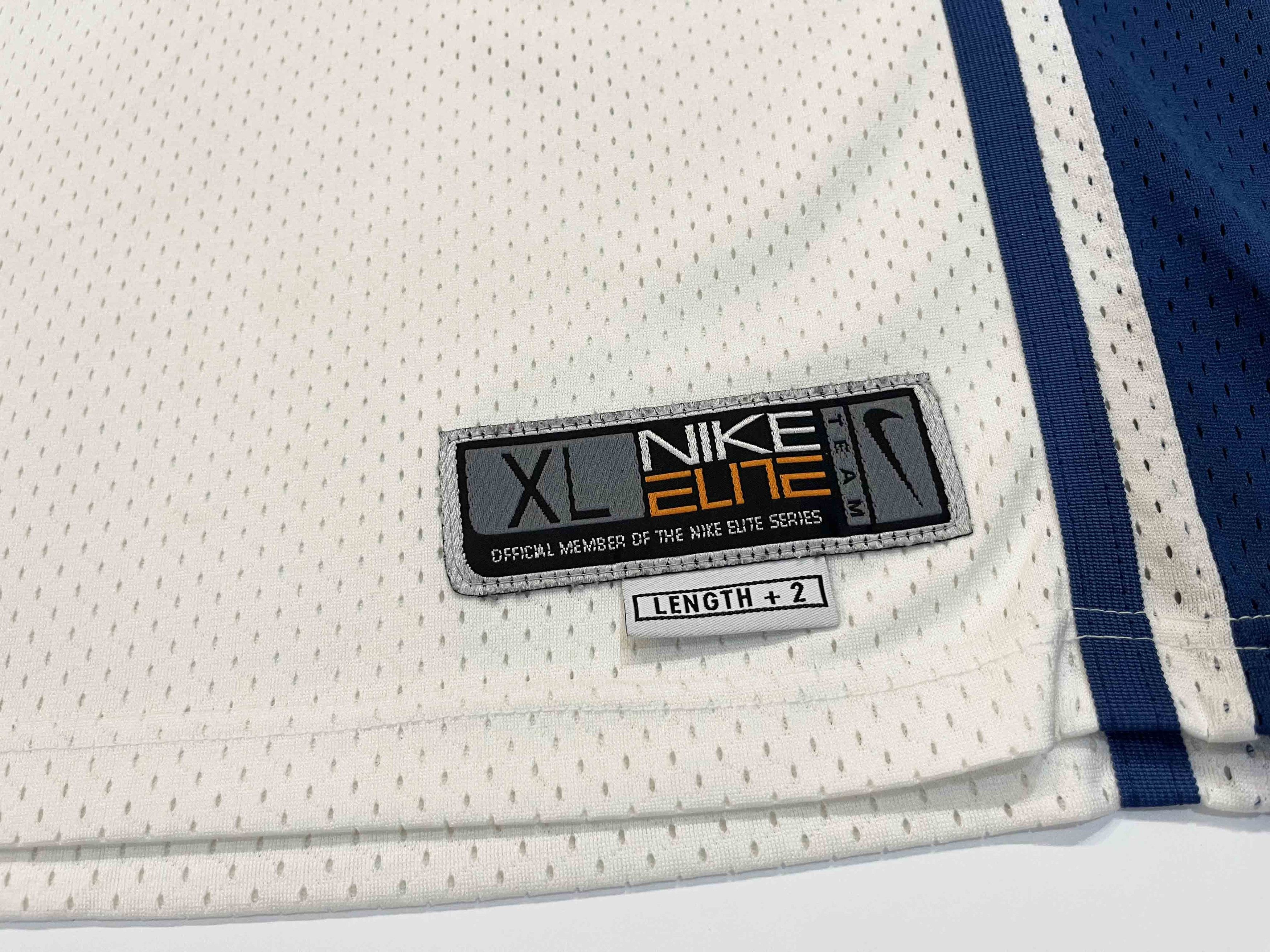 NCAA × Nike Nike Elite NCAA Duke Blue Devils #21 Basketball Jersey Size US XL / EU 56 / 4 - 4 Thumbnail