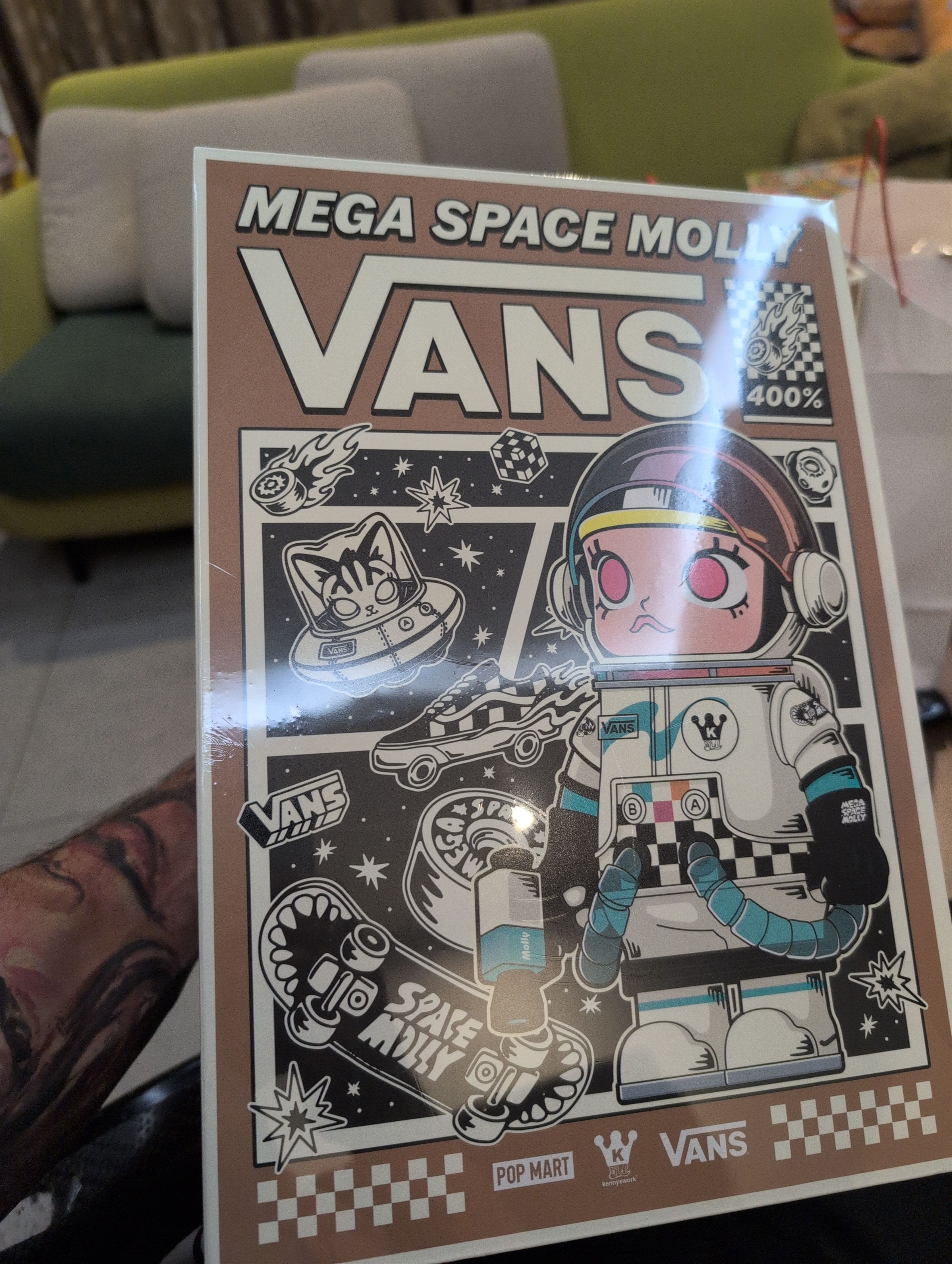 POP MART POP MART MEGA SPACE MOLLY 400% Size ONE SIZE - 2 Thumbnail