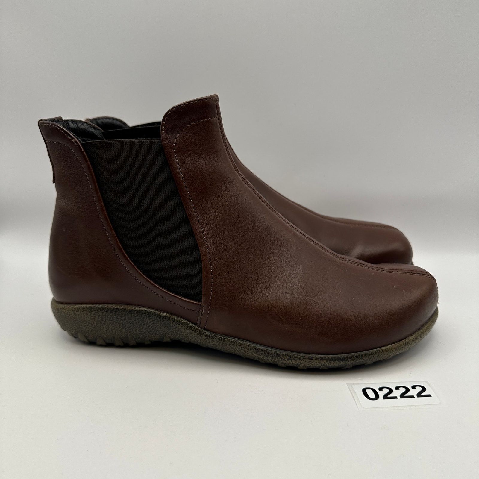 Other NAOT Size 37 Women's Chelsea Mid Brown Leather Rubber Sole Size US 6 / IT 36 - 3 Thumbnail