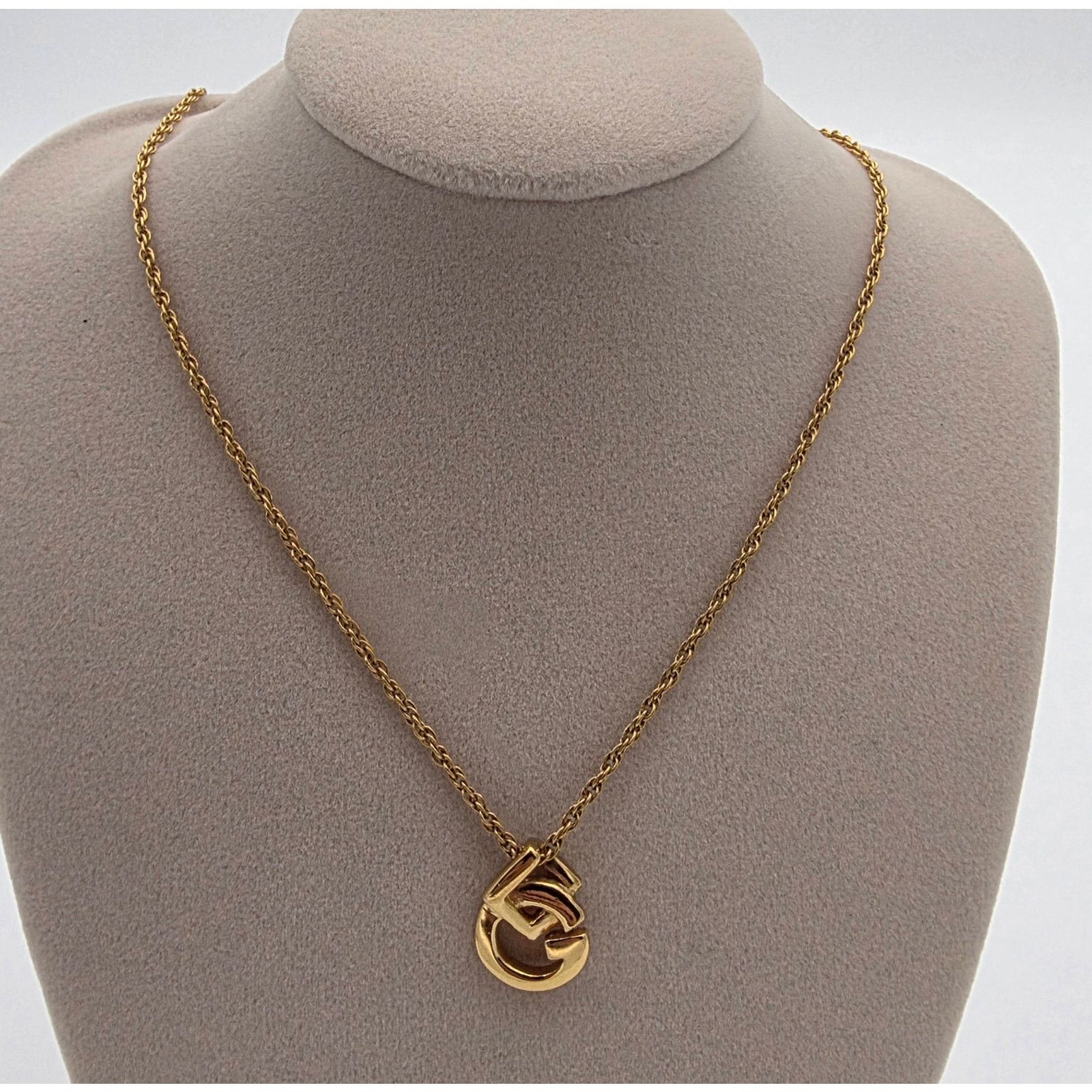 Givenchy Givenchy Pendant Necklace Size ONE SIZE - 1 Thumbnail
