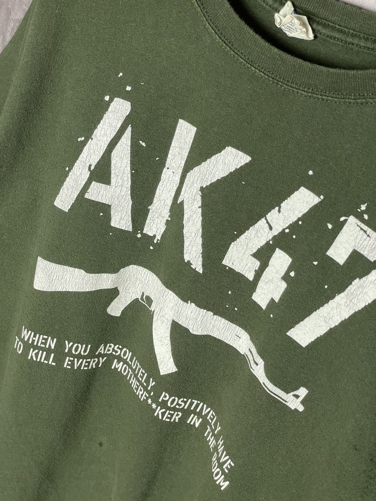 Vintage Vintage AK-47 Weapons Terror Y2K T-shirt Size M Size US M / EU 48-50 / 2 - 8 Thumbnail