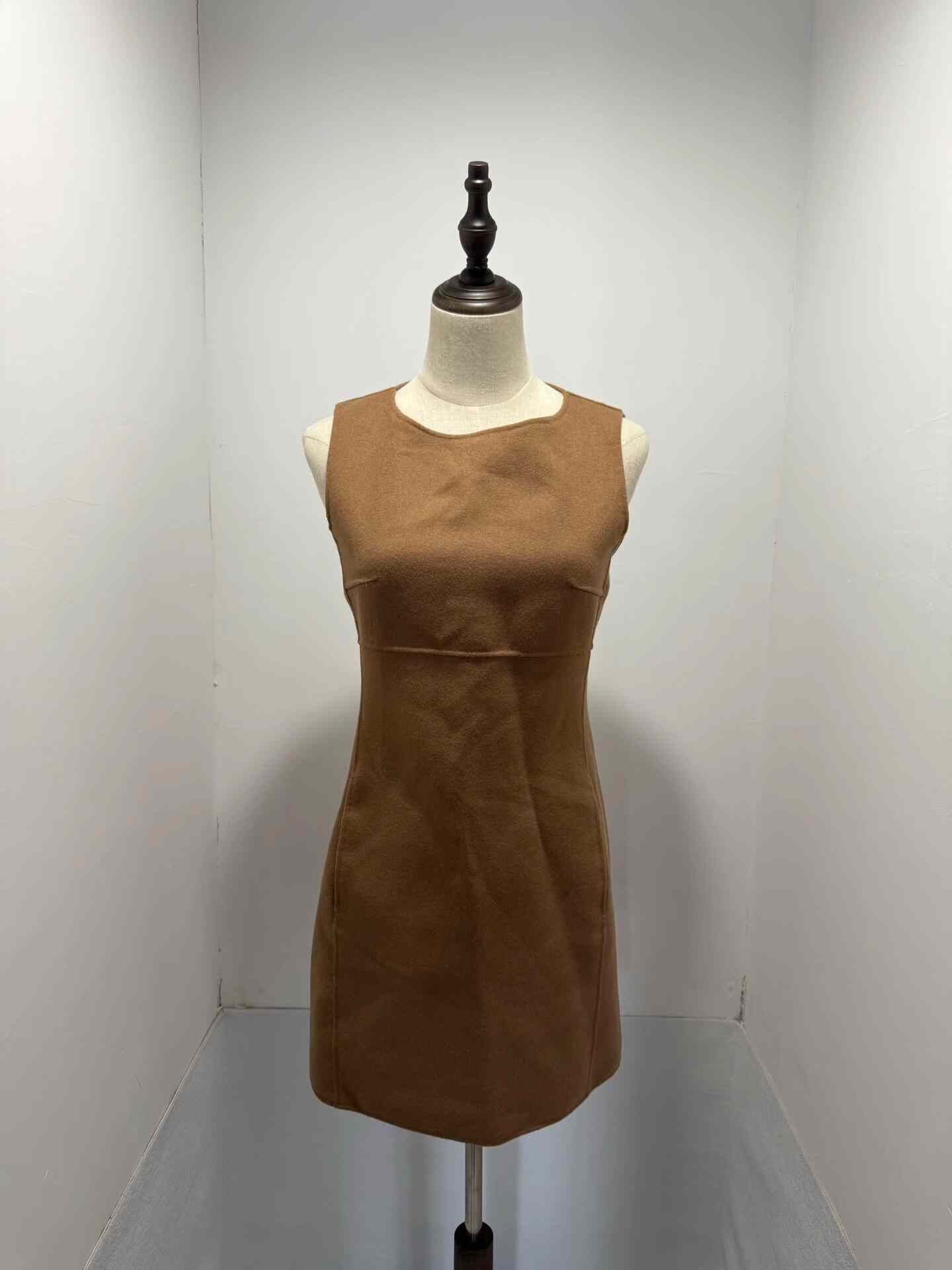 Max Mara Max Mara Wool Dress S Women Size S / US 4 / IT 40 - 1 Thumbnail