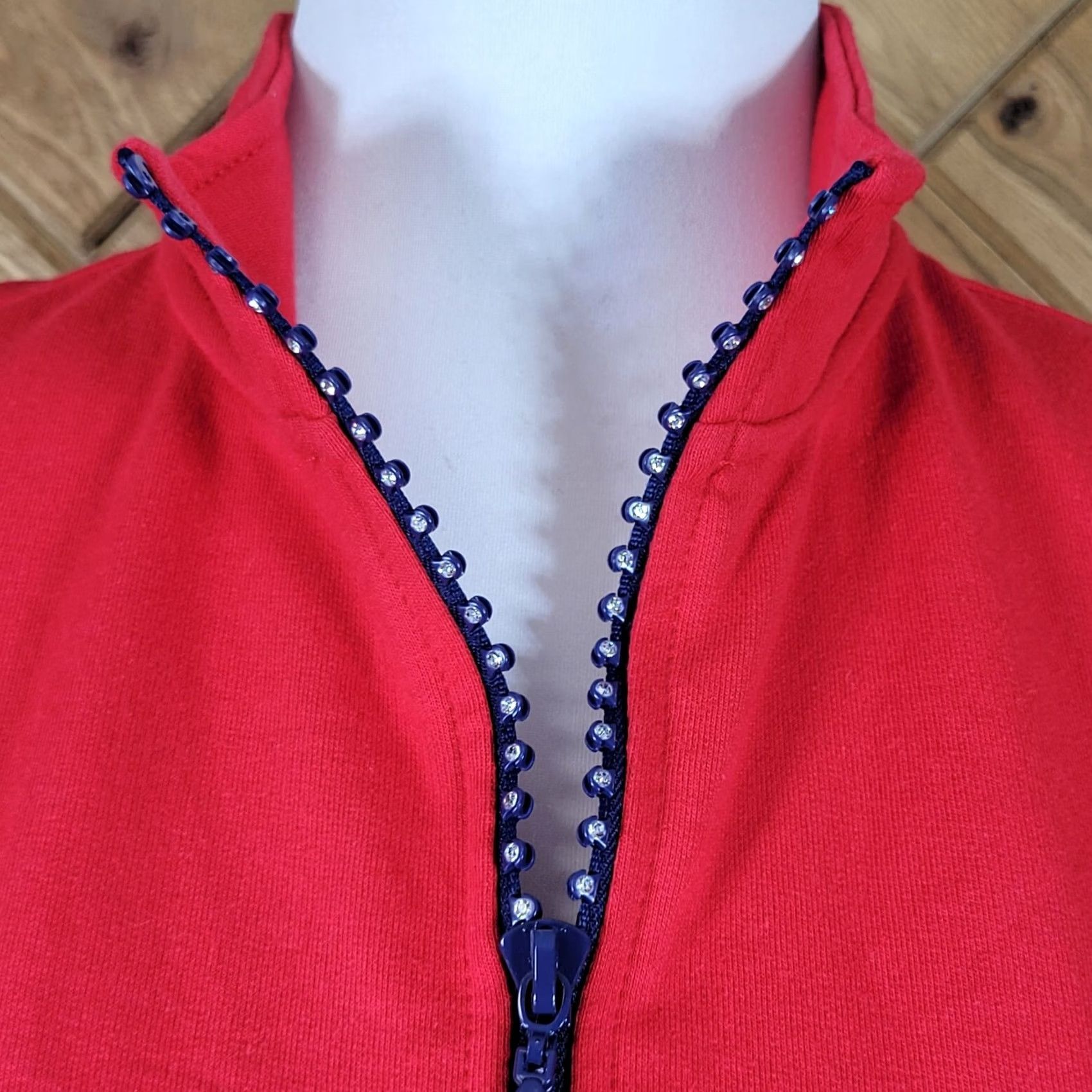 Quacker Factory Quacker Factory Vest Womens Size XS Red Full Zip Rhinestone Embellished Top Size XS / US 0-2 / IT 36-38 - 6 Thumbnail