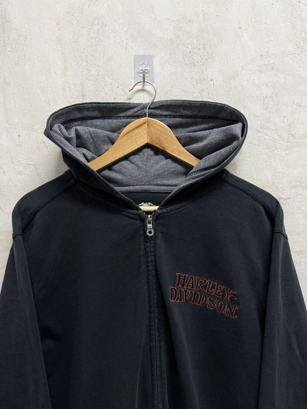 Harley Davidson 2000s Harley Davidson Flame Skull faded black zip up Hoodie Size US XL / EU 56 / 4 - 5 Thumbnail