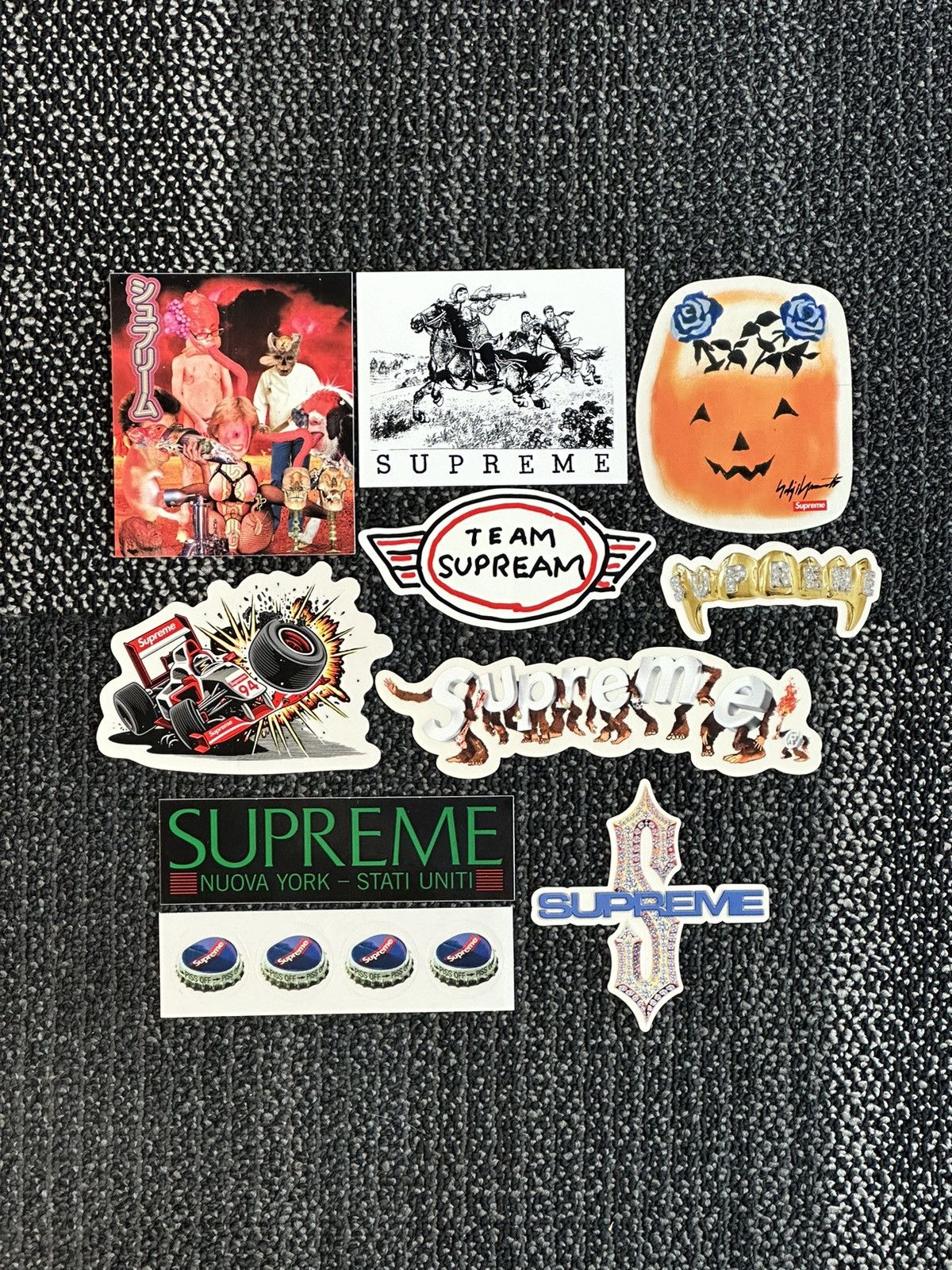 Supreme 10x Supreme Stickers Lot Size ONE SIZE - 1 Preview