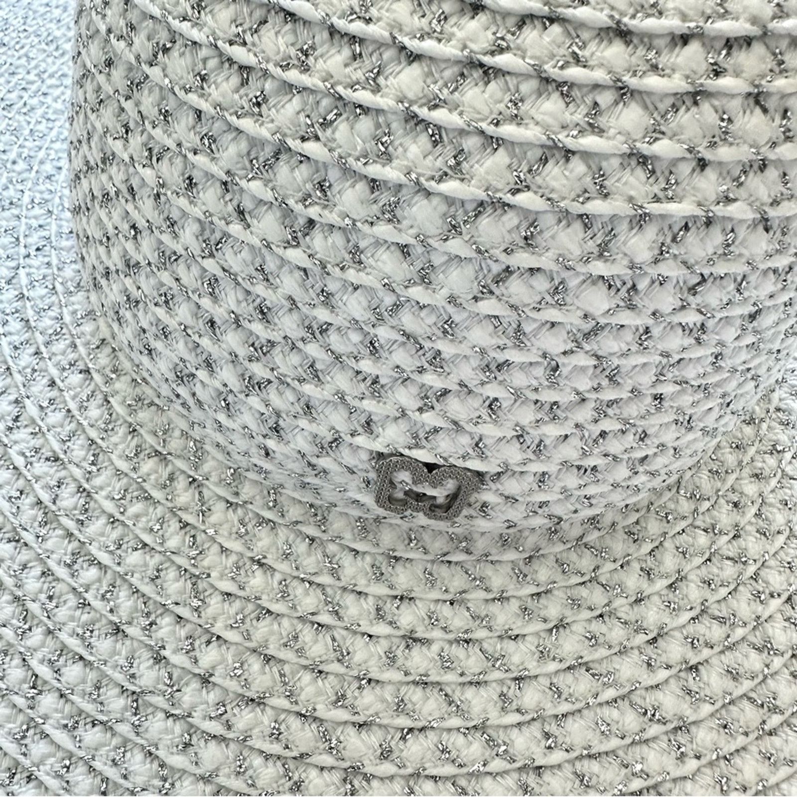 NWT!!! Eric Javits women giant floppy one size Retail 450$