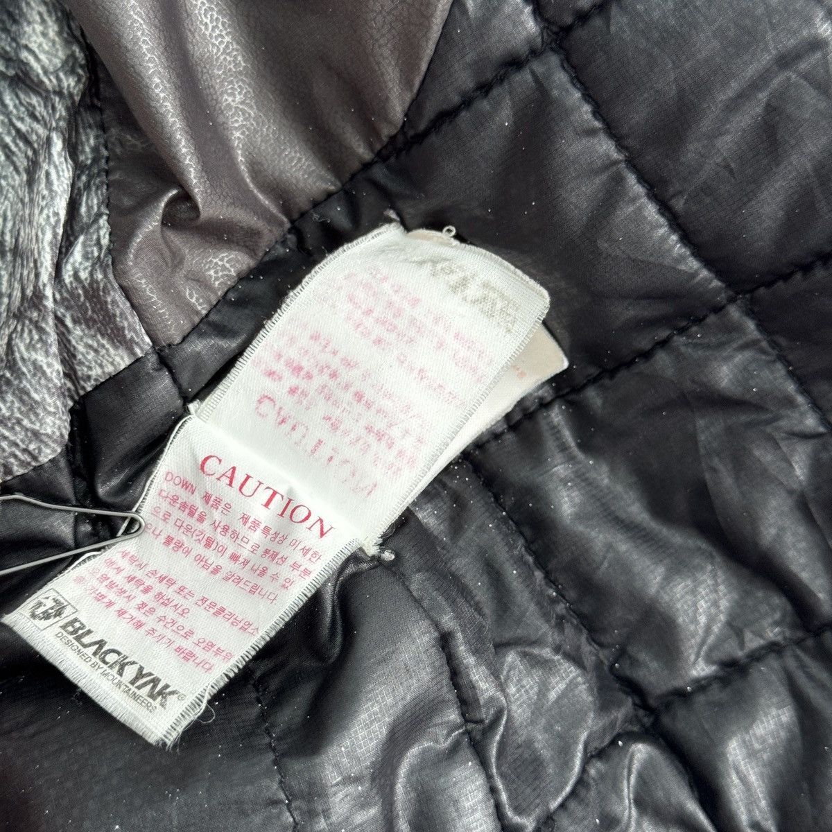 BLACKYAK Black Yak Namaste Extreme Peak Puffer Down Jacket Gorpcore Size US S / EU 44-46 / 1 - 19 Thumbnail