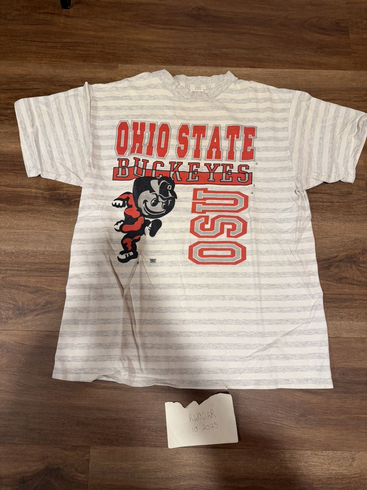 Vintage vintage Ohio State buckeye T-shirt Fits like XL Size US XL / EU 56 / 4 - 1 Thumbnail