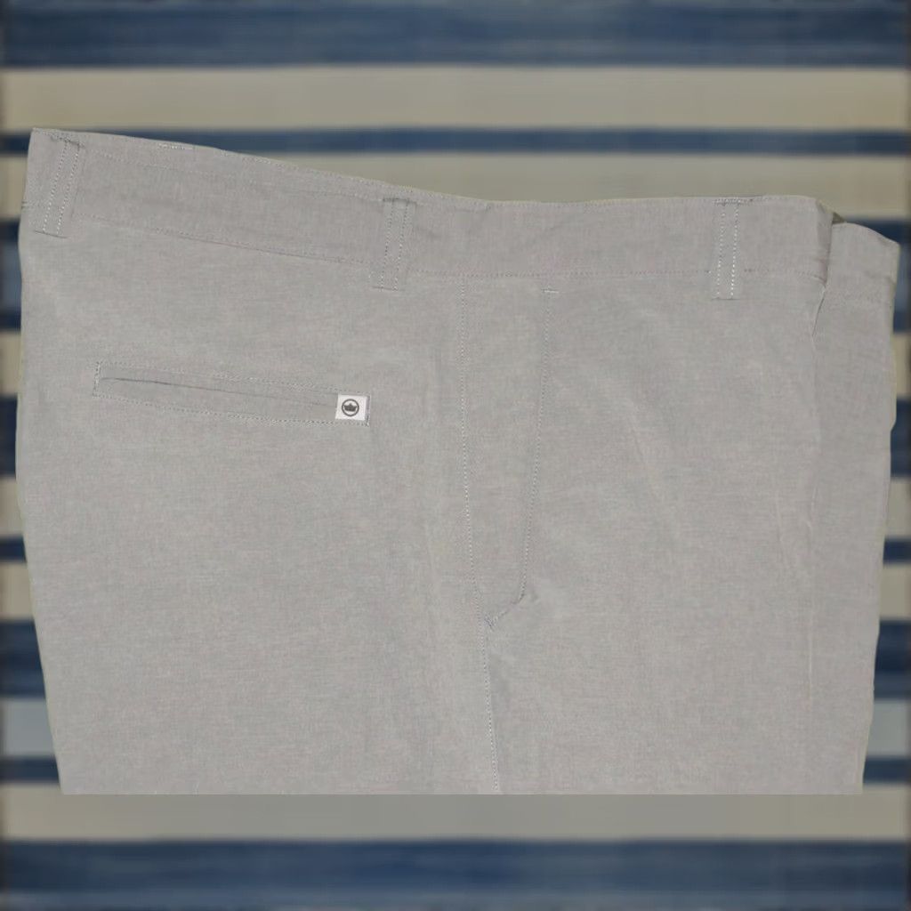 Peter Millar PETER MILLAR British Grey 10.5" Shackleford Basketweave Performance Shorts 36 Mens Regular Gray 36 Shackleford 10.5" Basketweave Shorts Size US 36 / EU 52 - 1 Thumbnail