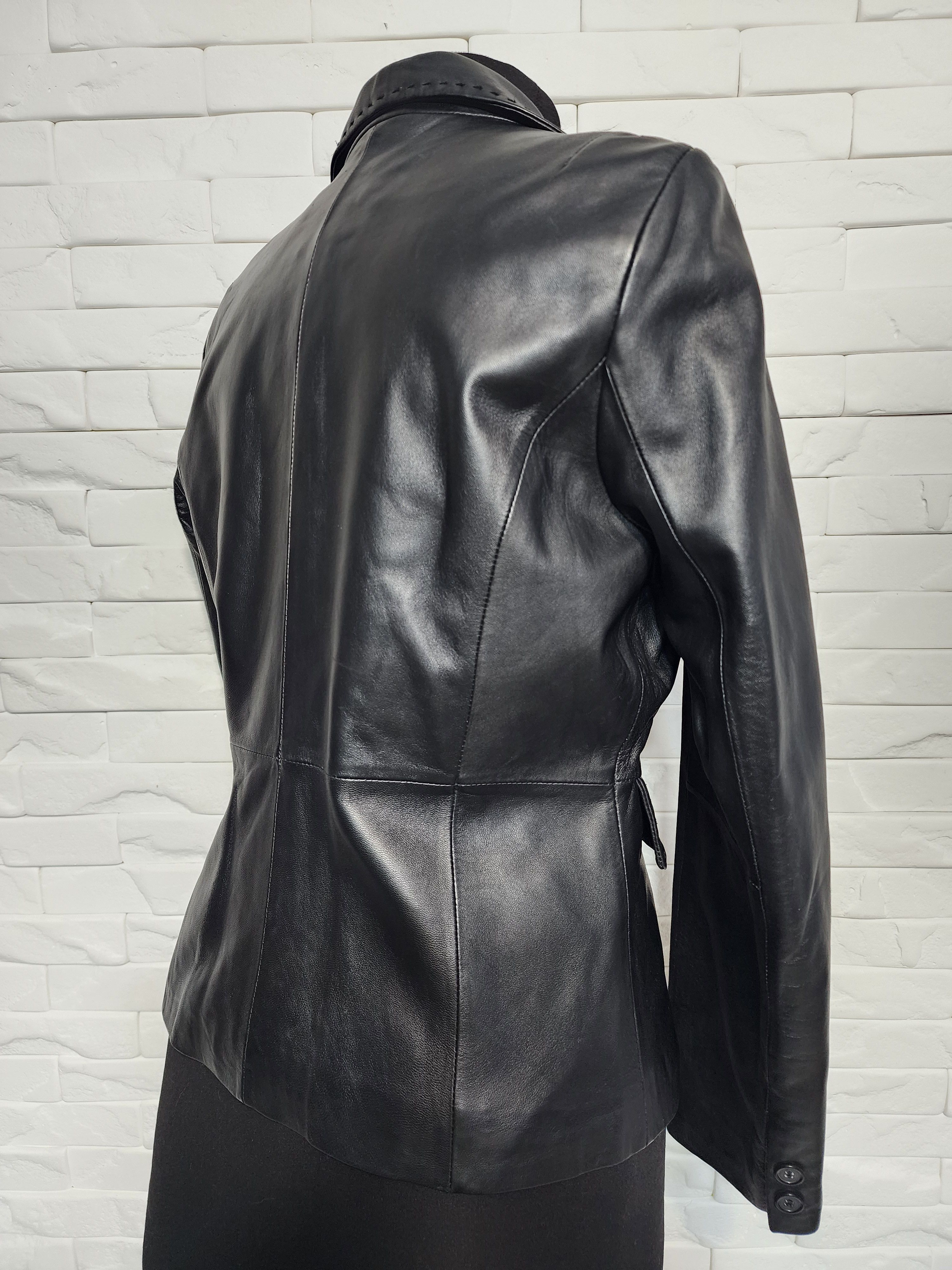 Other Black Genuine Leather Jacket: Women's Button-Up Blazer Size M / US 6-8 / IT 42-44 - 5 Thumbnail